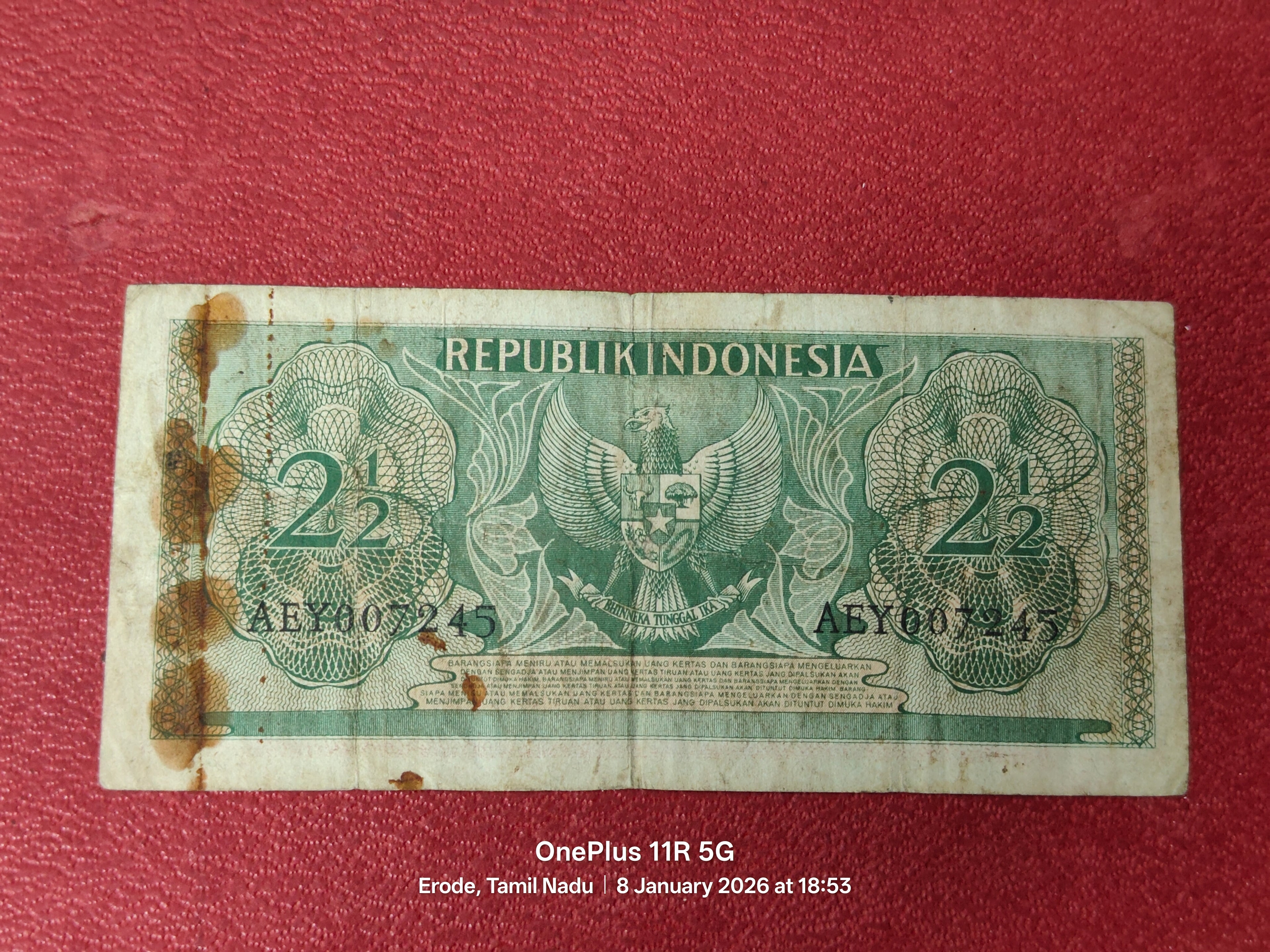 REPUBLIC INDONESIA 2 1/2 RUPIAH ( D 624 )