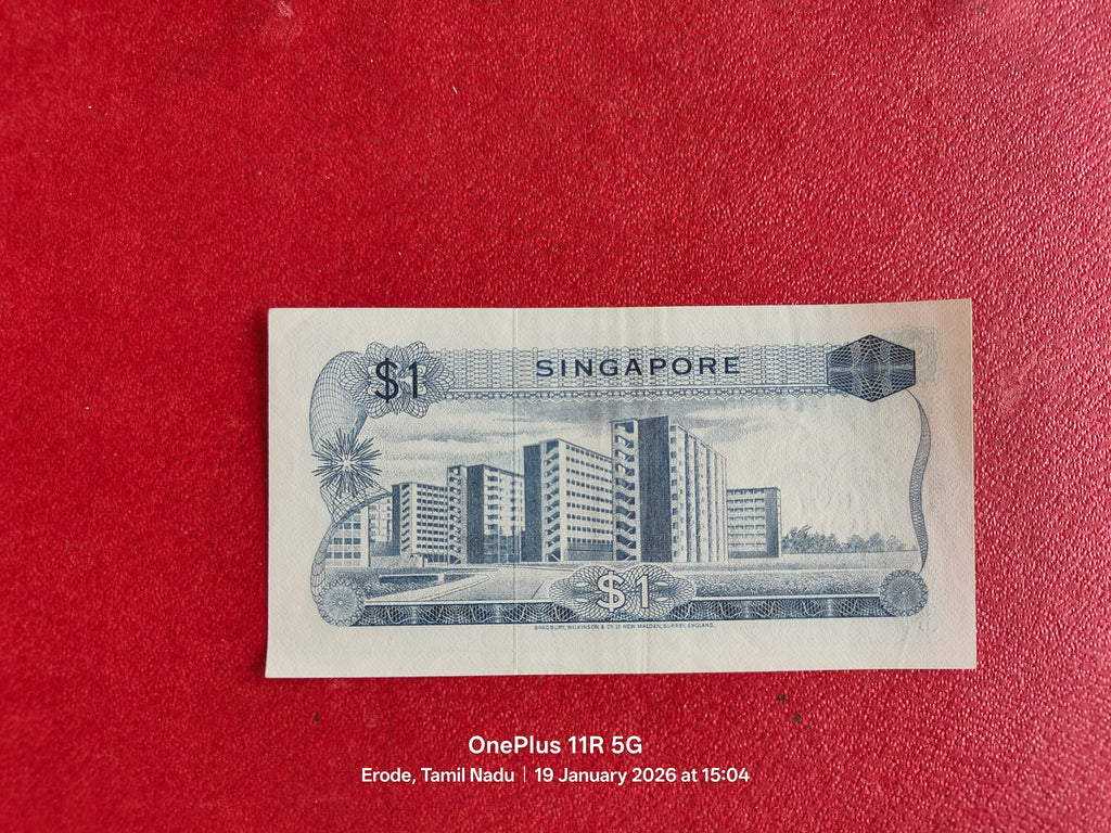 SINGAPORE 1 DOLLAR ( C702 )