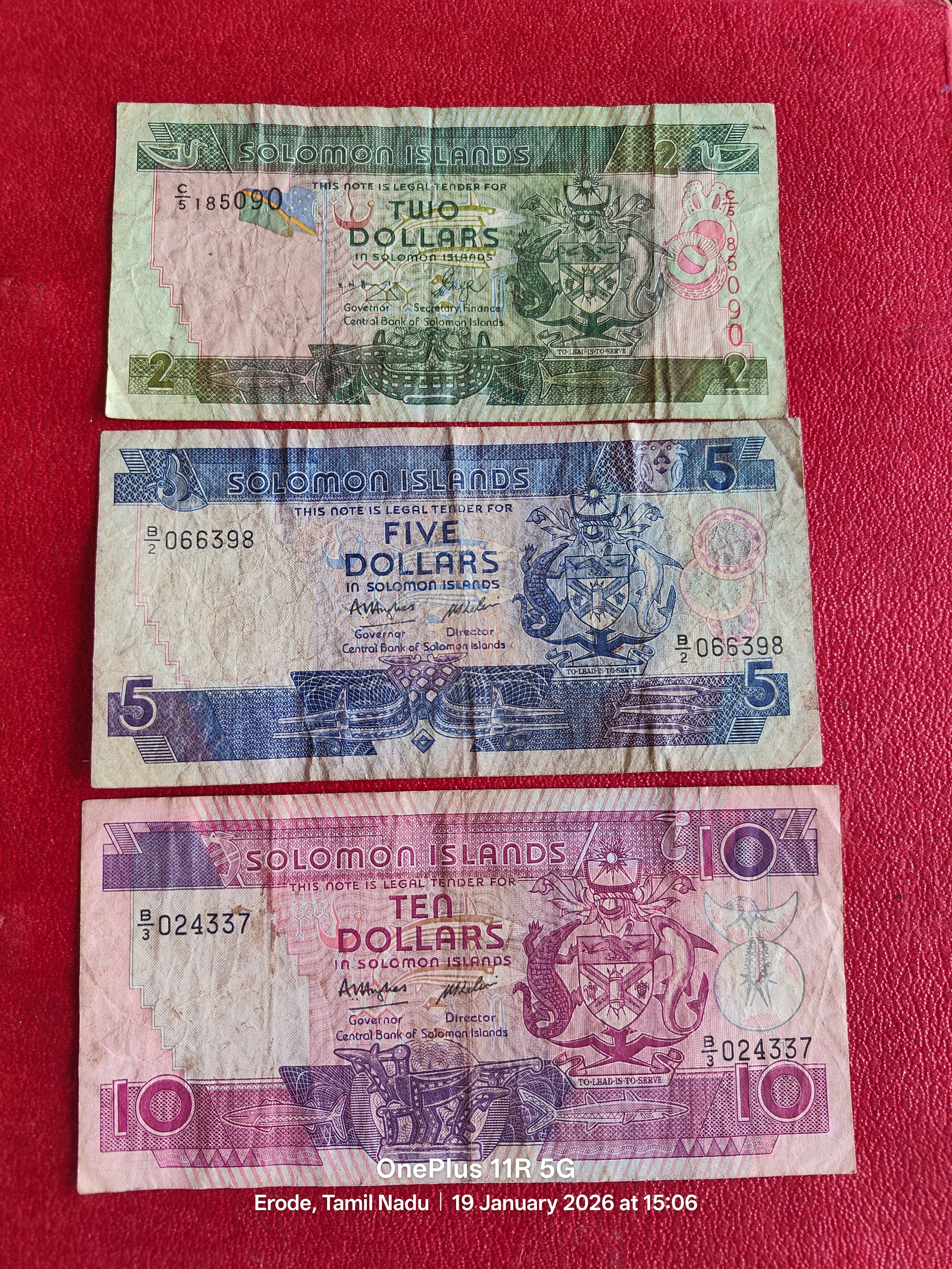 SOLOMON ISLANDS 2,5 & 10 DOLLAR SET ( D88 )