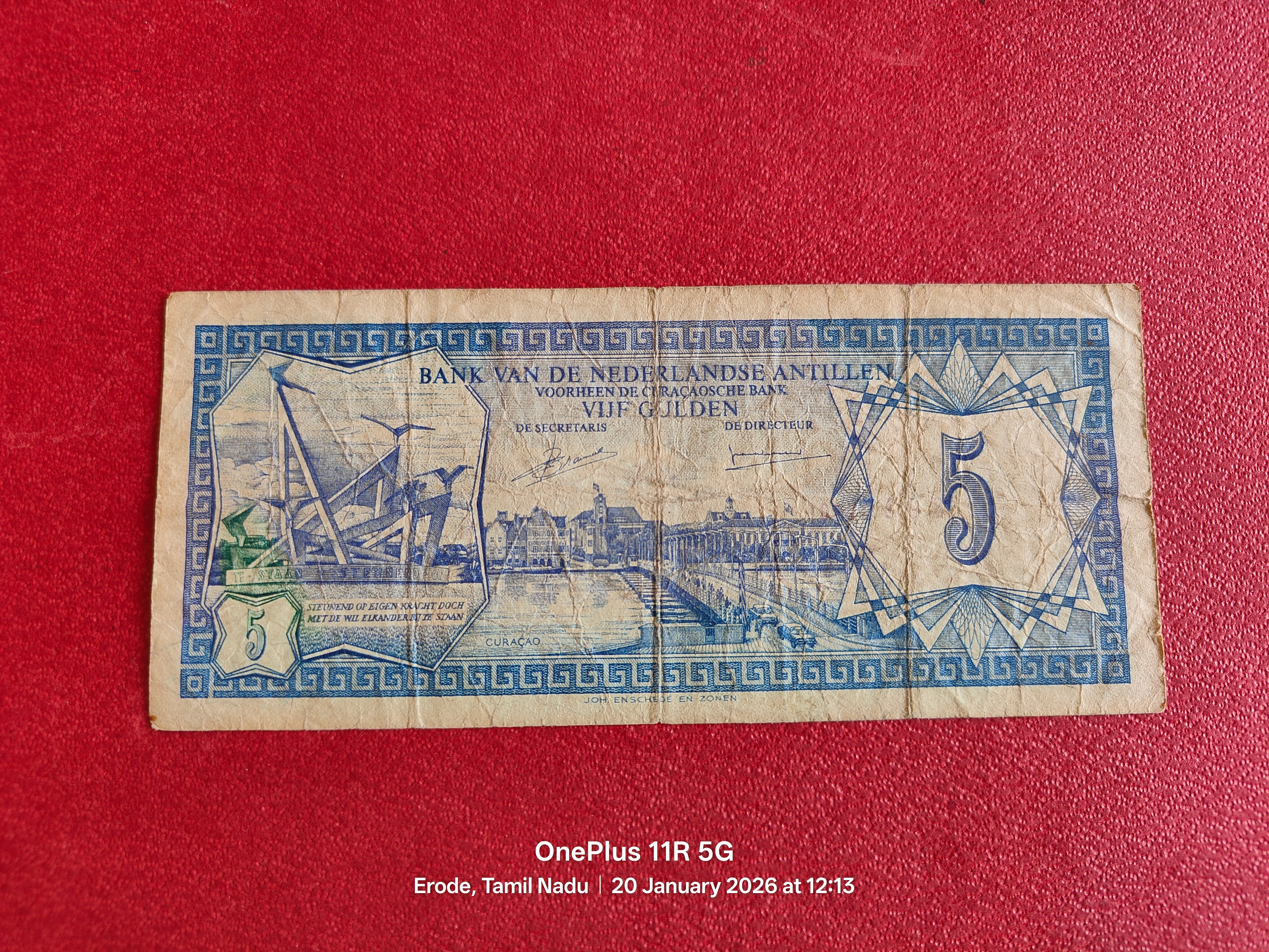 NETHERLANDS ANTILLES (DUTCH CARIBBEAN) 5 GULDEN ( D695 )