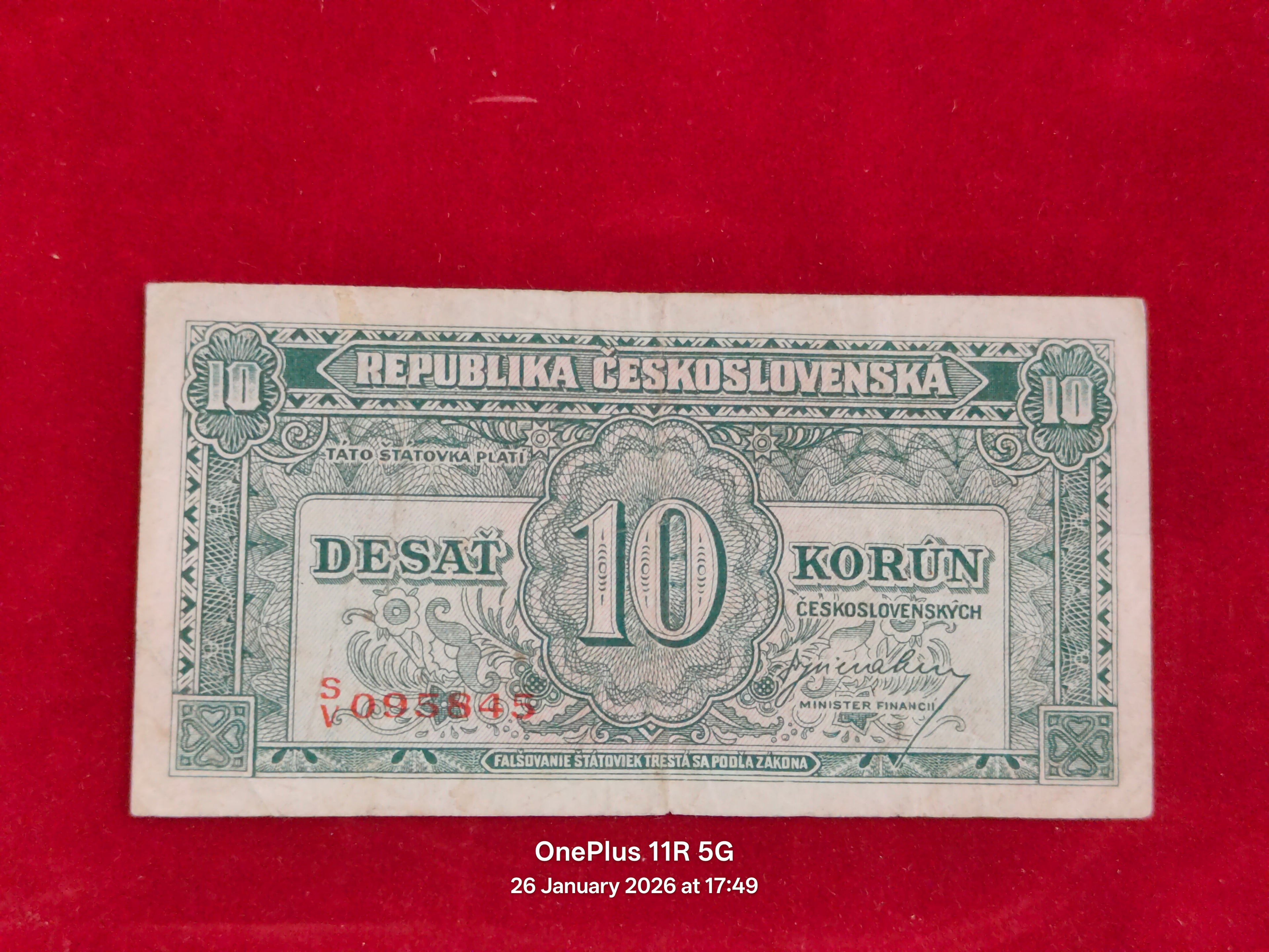 REPUBLIC OF CZECHOSLOVAKIA 10 KORUN ( D332 )