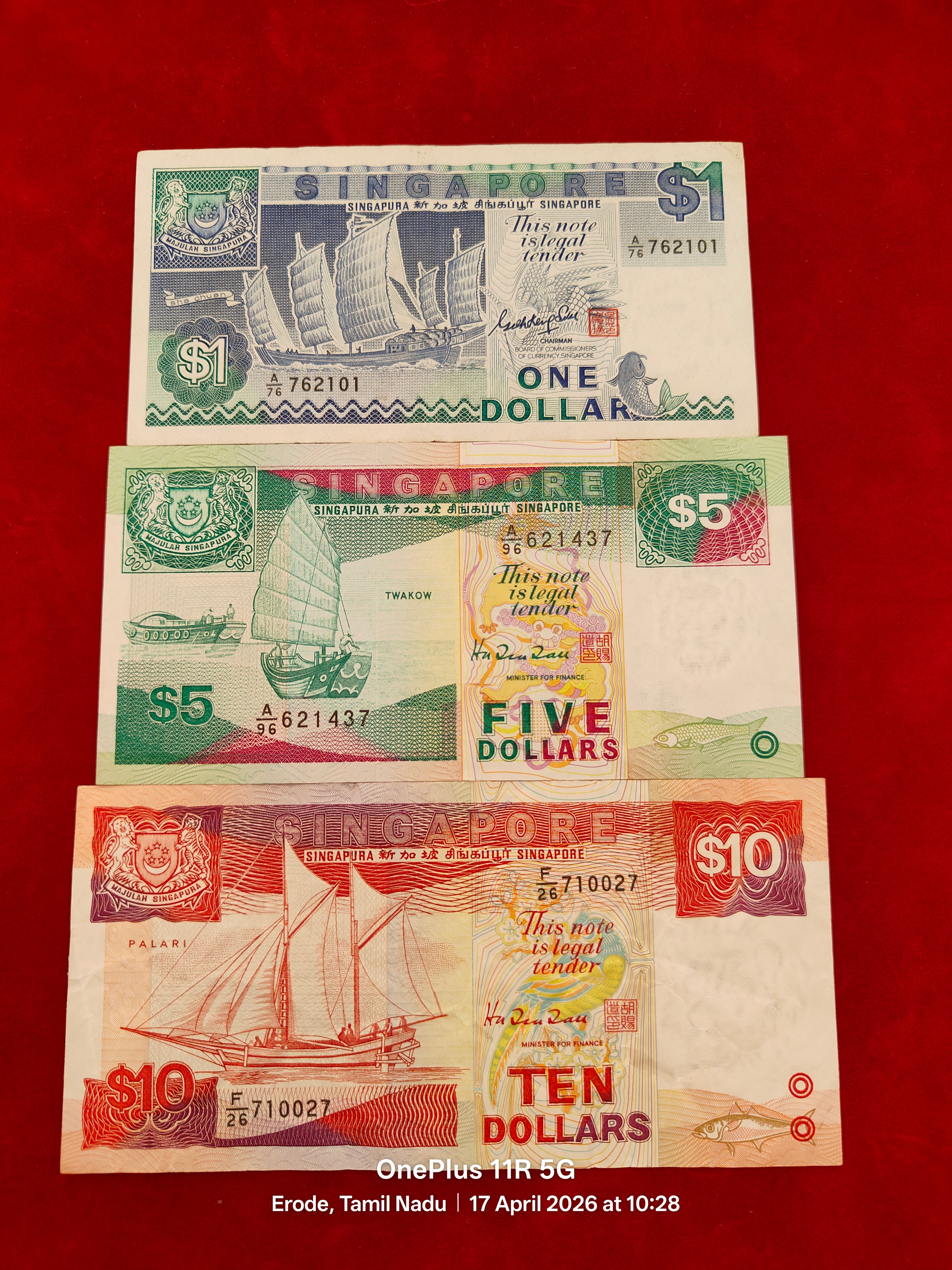 SINGAPORE 1,5,10 DOLLARS (C 894)