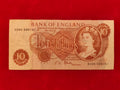 BANK OF ENGLAND 1 SHILLING (y302)