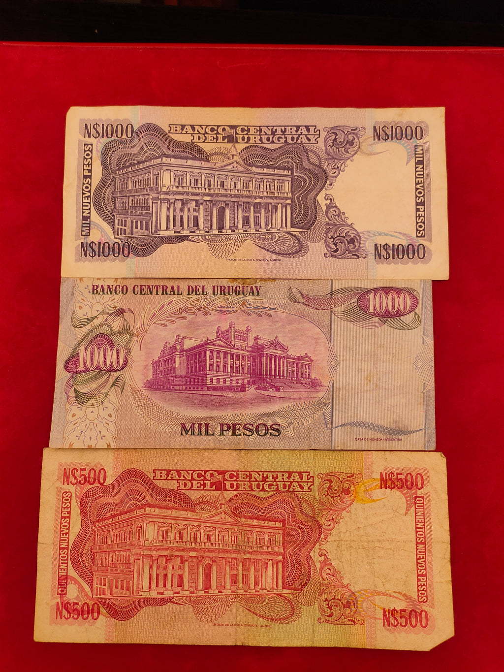 CENTRAL BANK OF URUG SET (642)