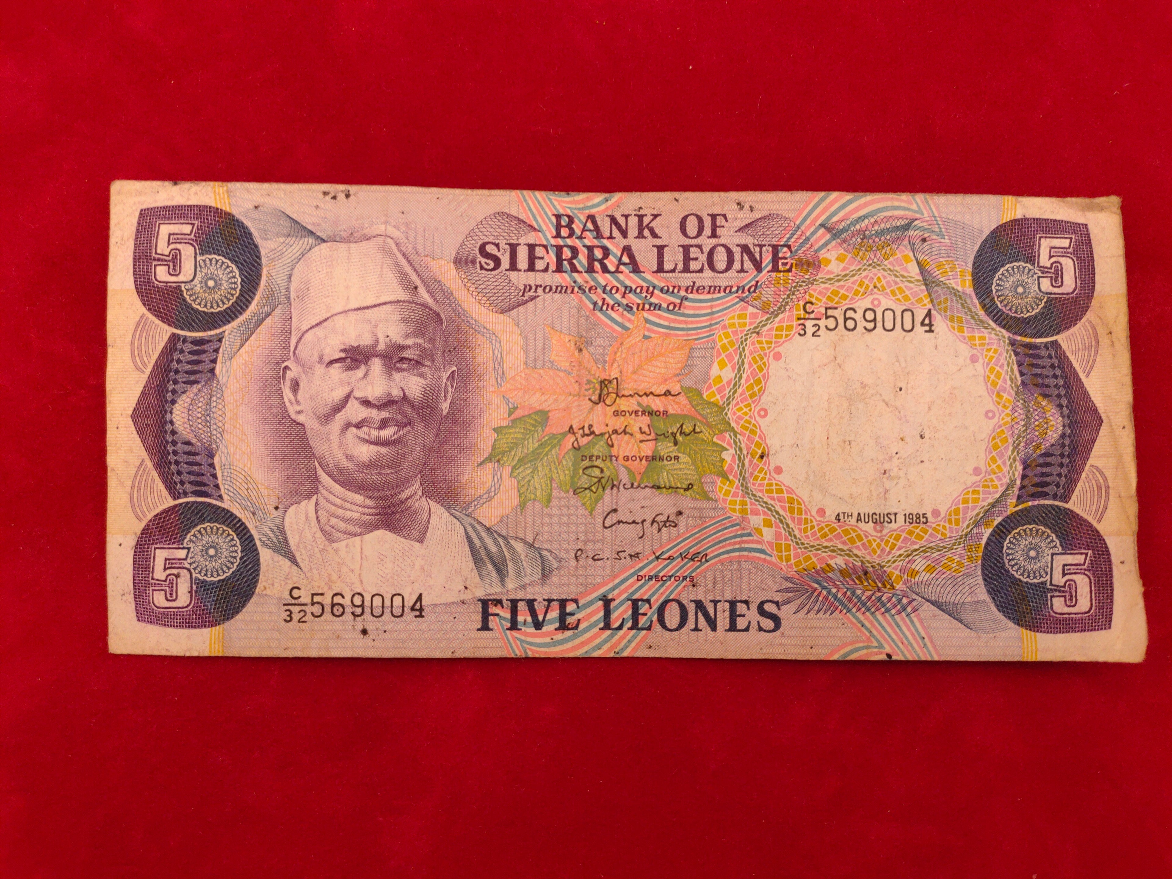 BANK OF SIERRA LEONE 5 LEONES (y184)