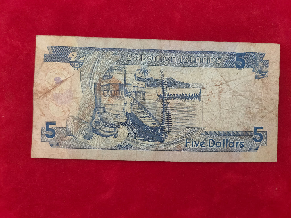 SOLOMON ISLANDS 5 DOLLARS (D89)