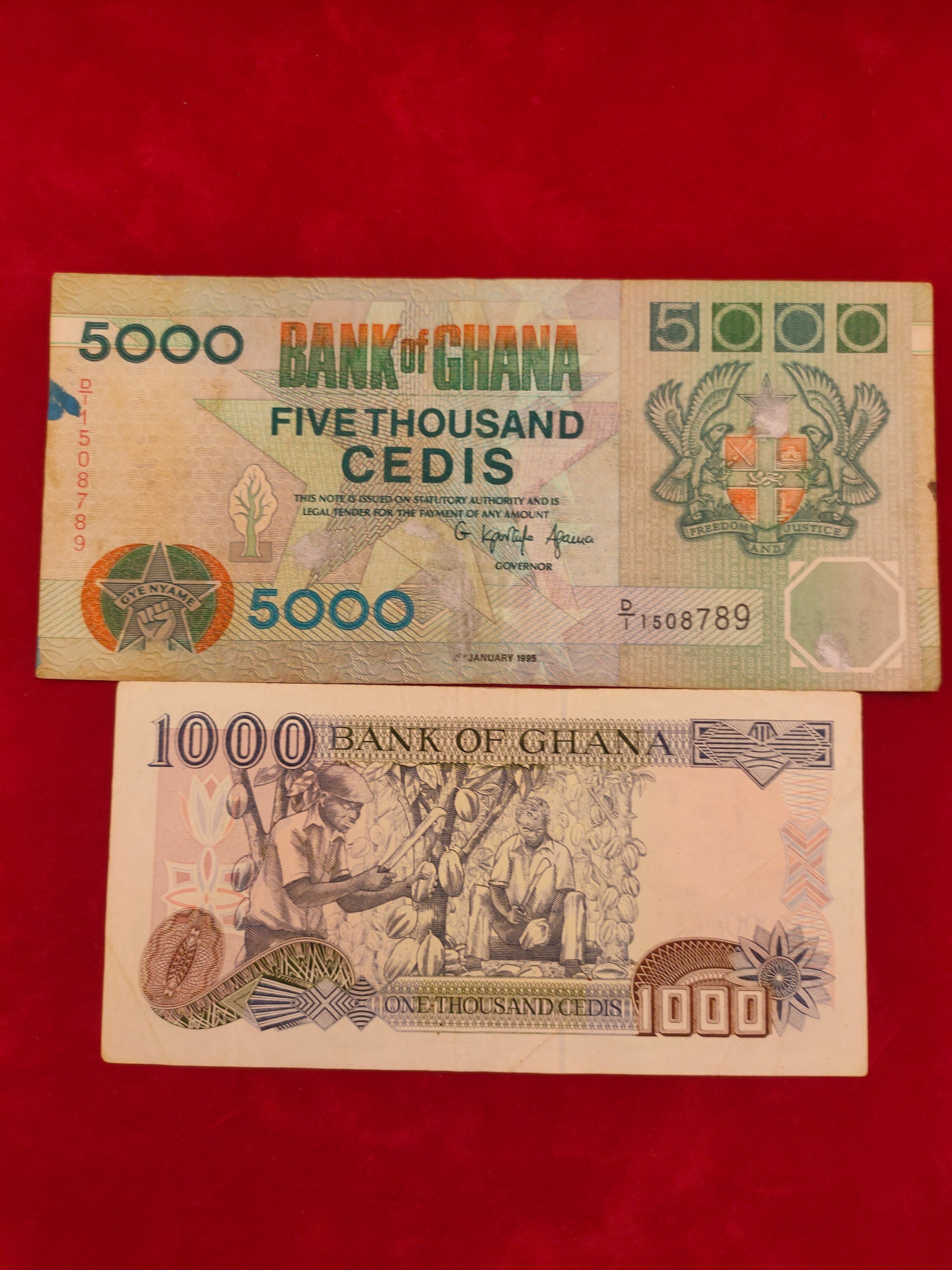 BANK OF GHANA 1000,5000 CEDIS(C525)
