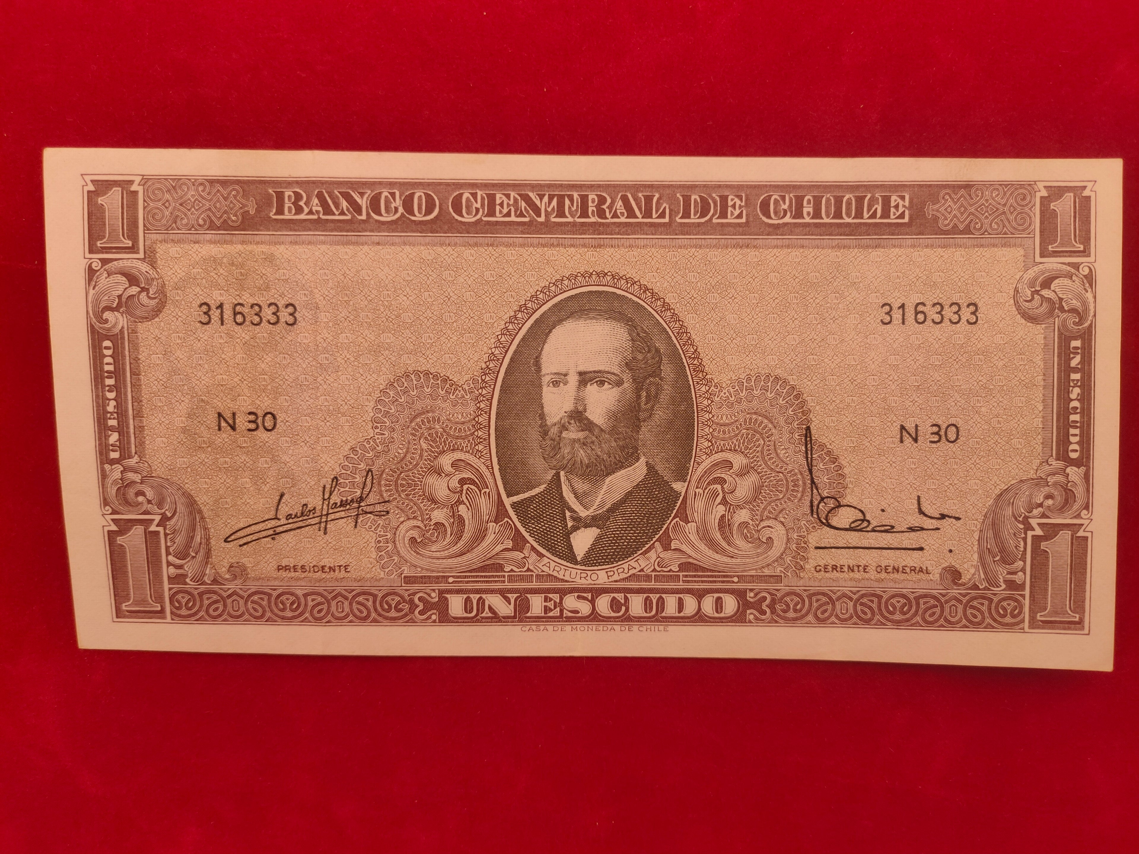 CENTRAL BANK OF CHILE 1, ESCUDO (D149)