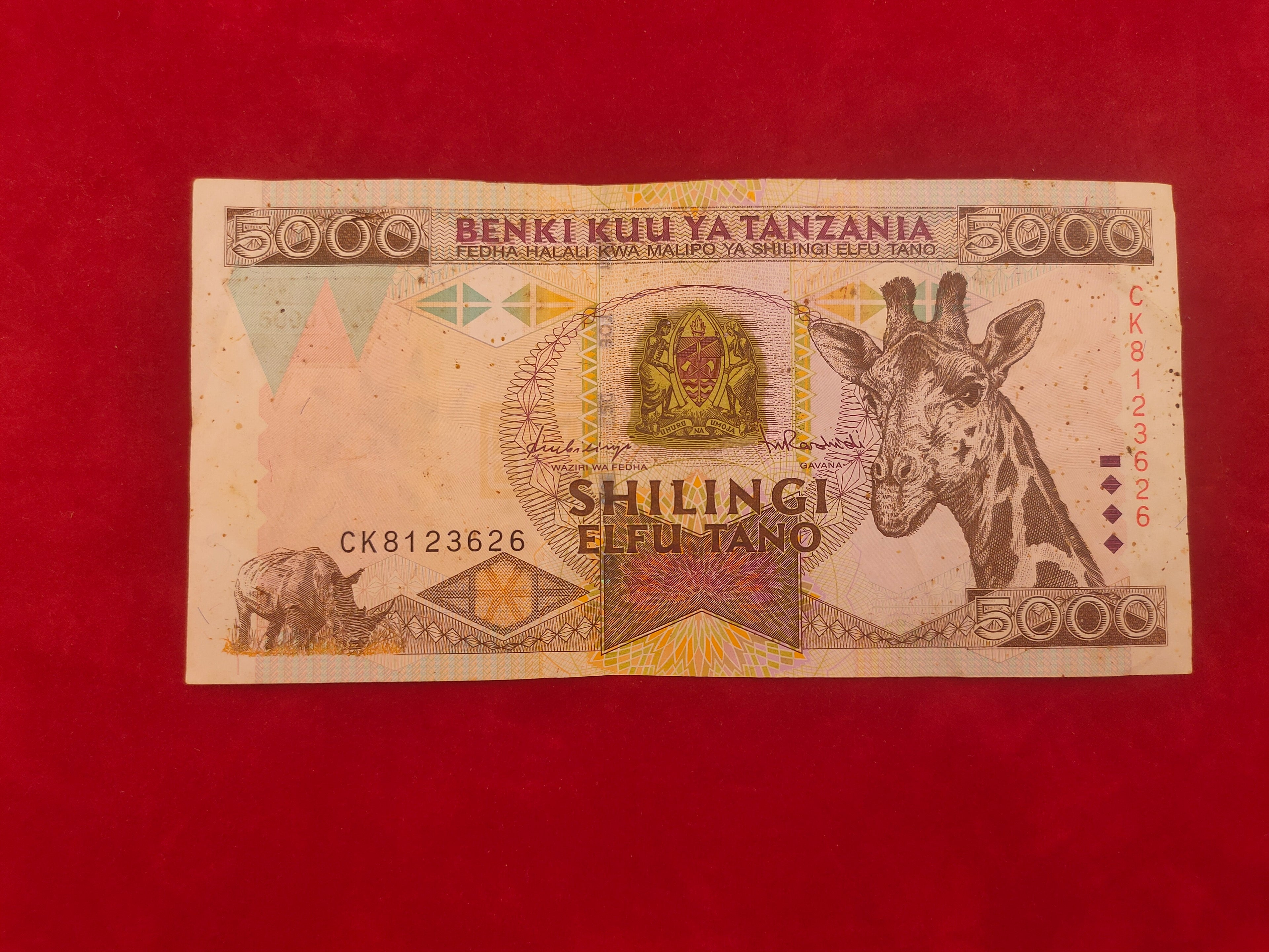 BANK OF TANZANIA 5000 SHILINGI (C946)