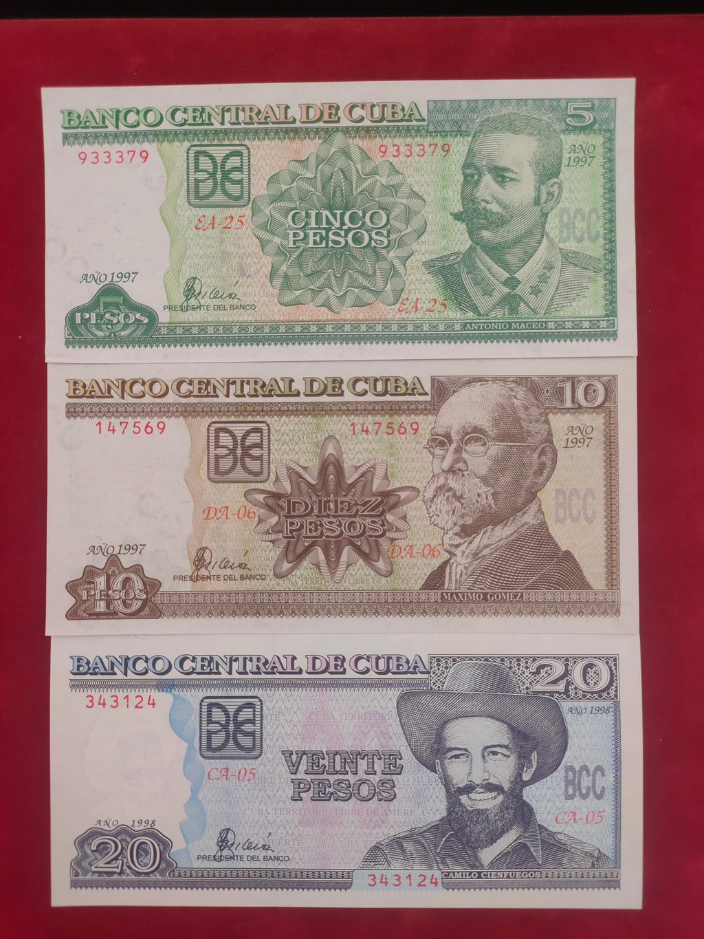 CENTRAL BANK OF CUBA 5,10,20 PESOS (C402)