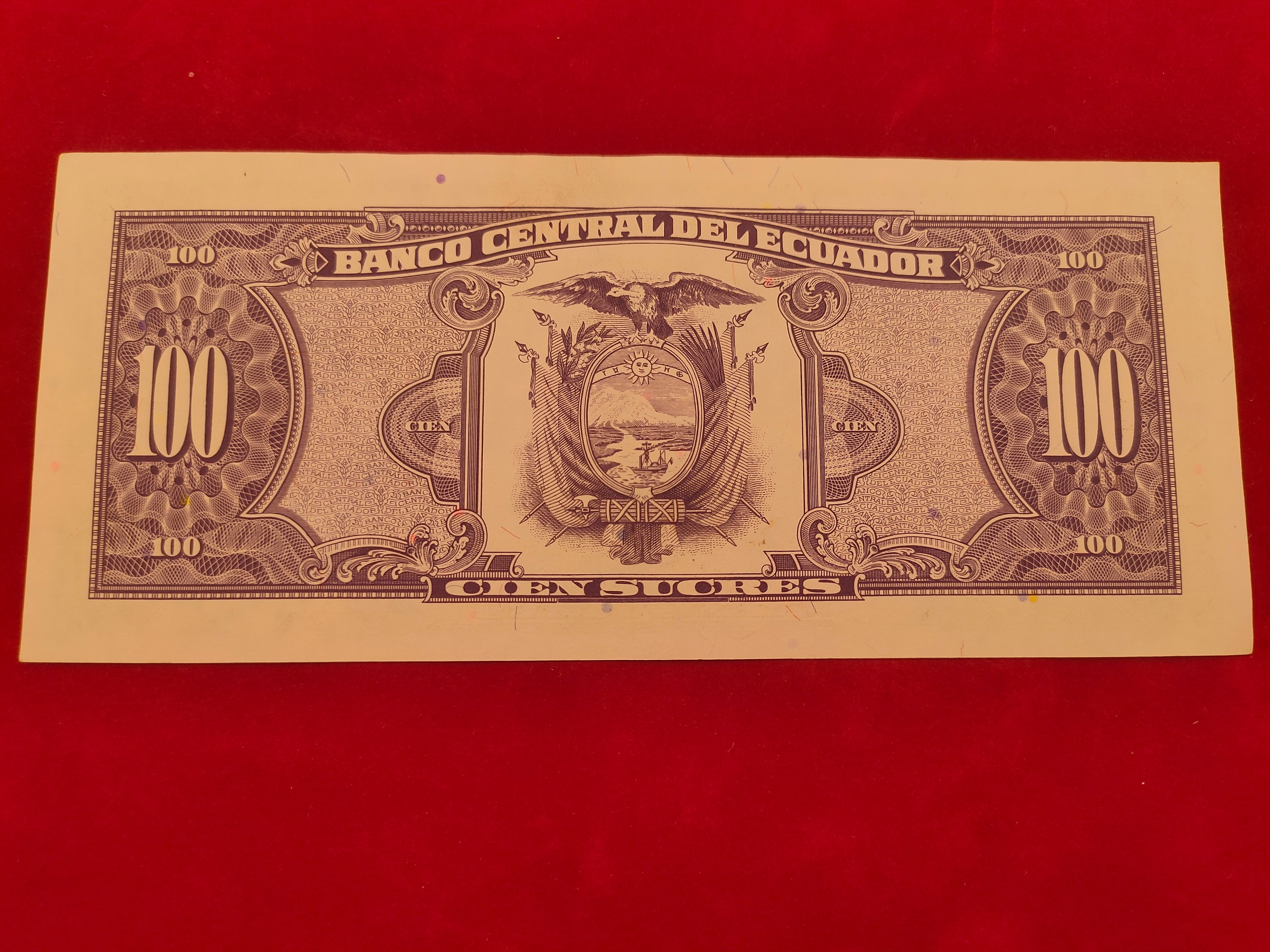 CENTRAL BANK OF ECUADOR 100 SUCRES (C674)