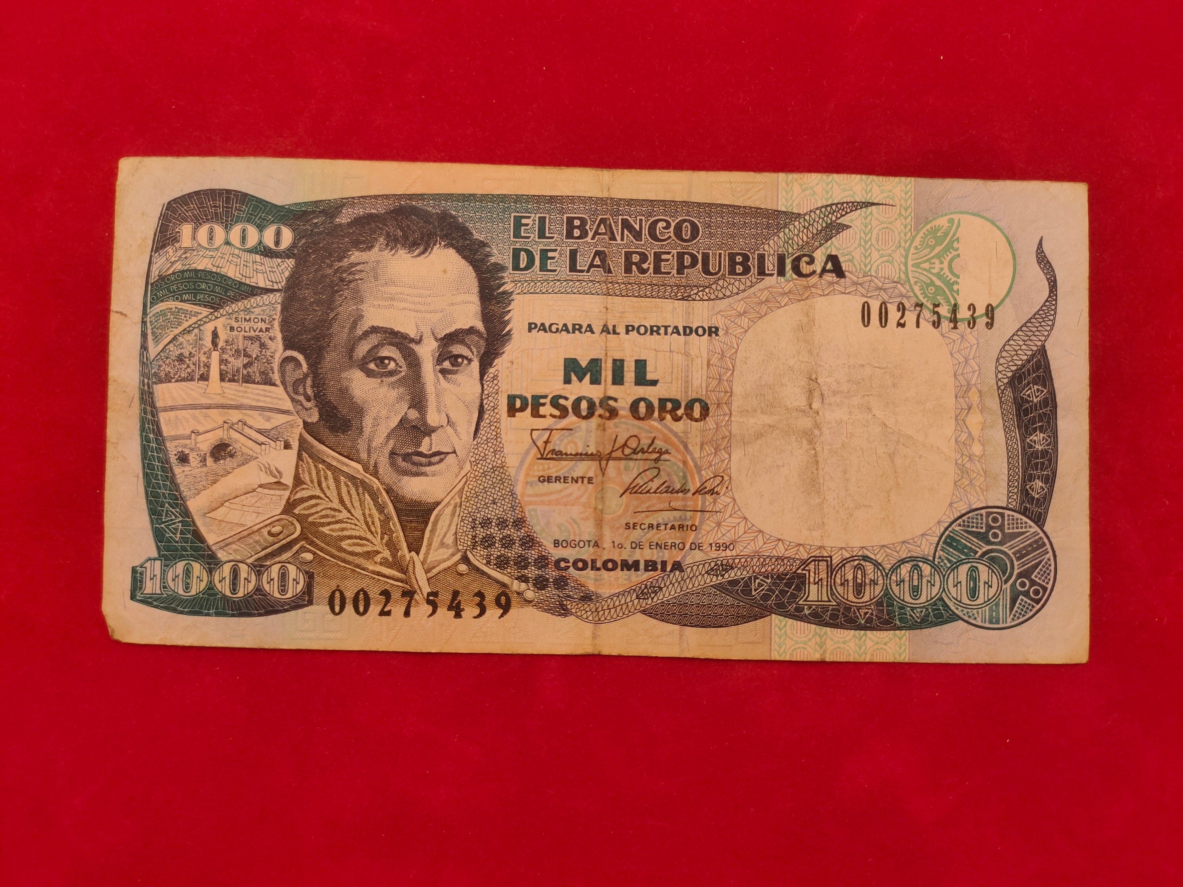BANK OF REPUBLICA 1000 PESOS ORO (1079)