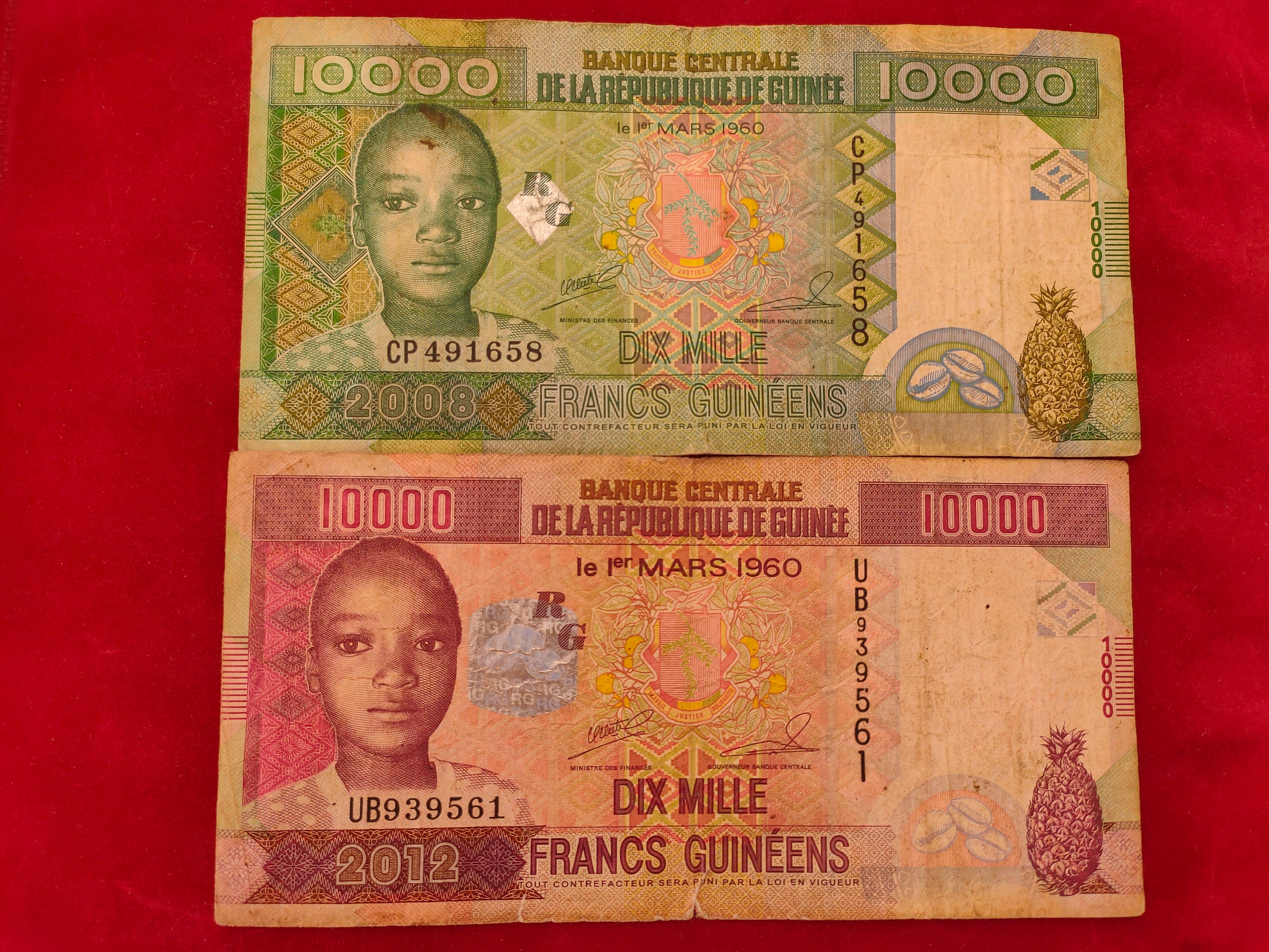 CENTRAL BANK OF GUINEA 10000 MILLE (C656)