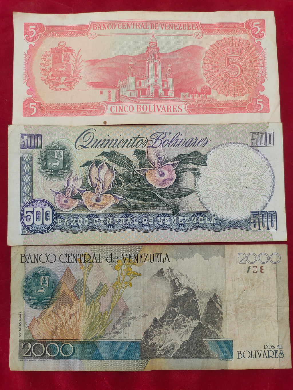 CENTRAL BANK OF VENEZUELA 5, 500, 2000, 5000, 10000 BOLIVIARES (D743)