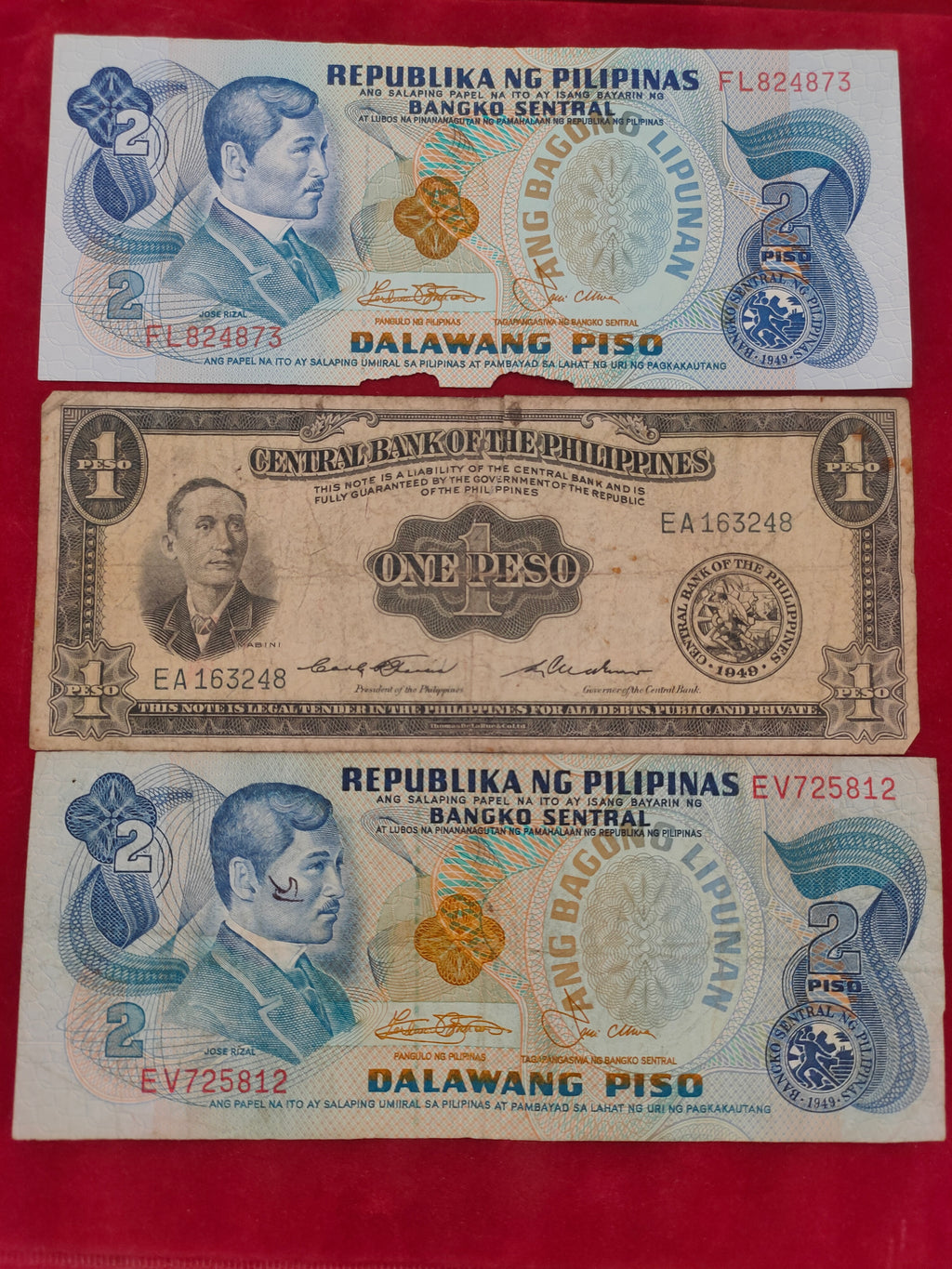 CENTRAL BANK OF PHILIPPINES 1, 2 PISO (D739)