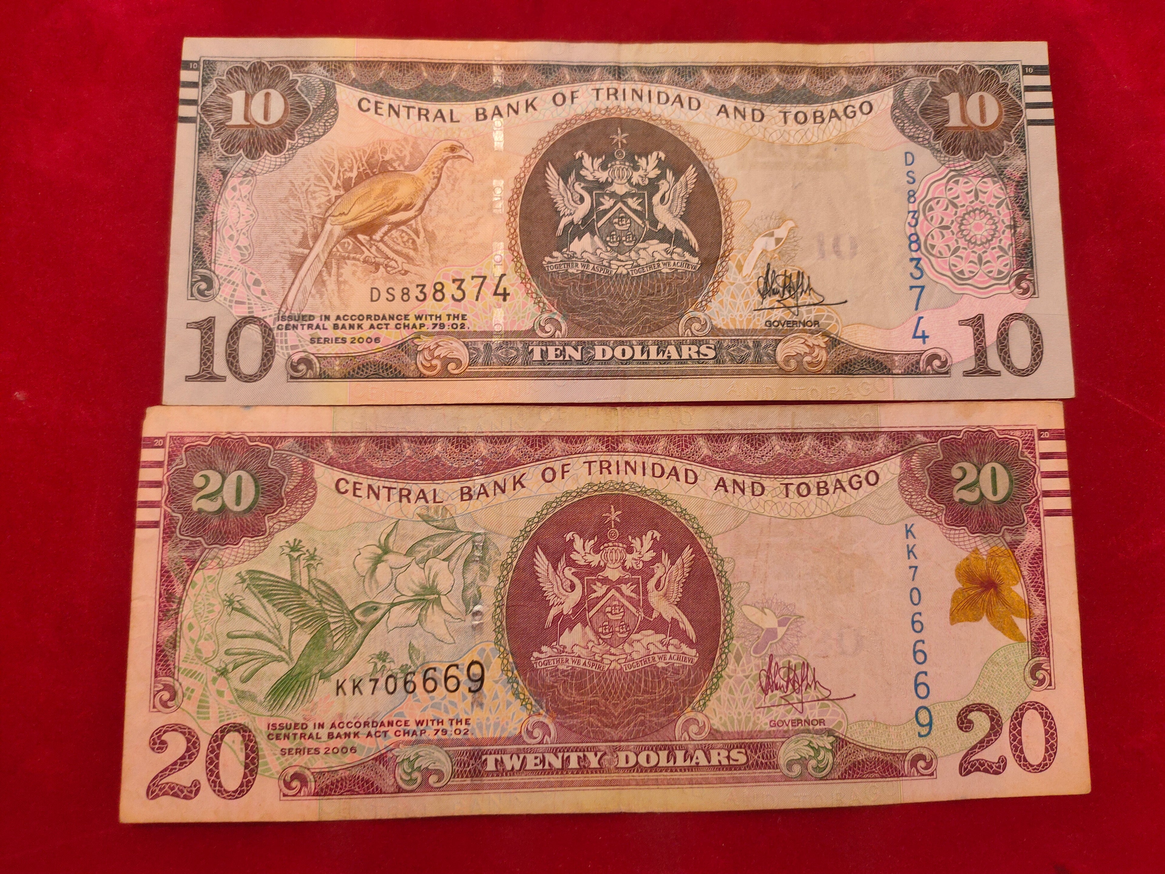 CENTRAL BANK OF TRINIDAD AND TOBAGO 10, 20  DOLLARS (D200)