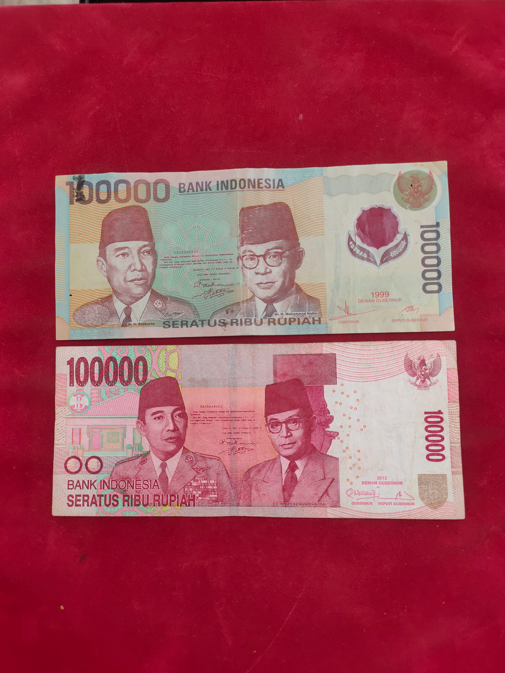 BANK OF INDONESIA 100000 RUPIAH (REF. 196)