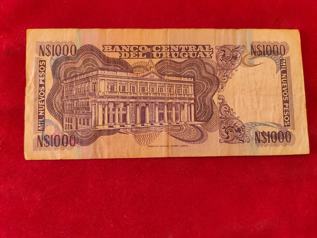 CENTRAL BANK OF URUGUAY 1000 PESOS  (C319)