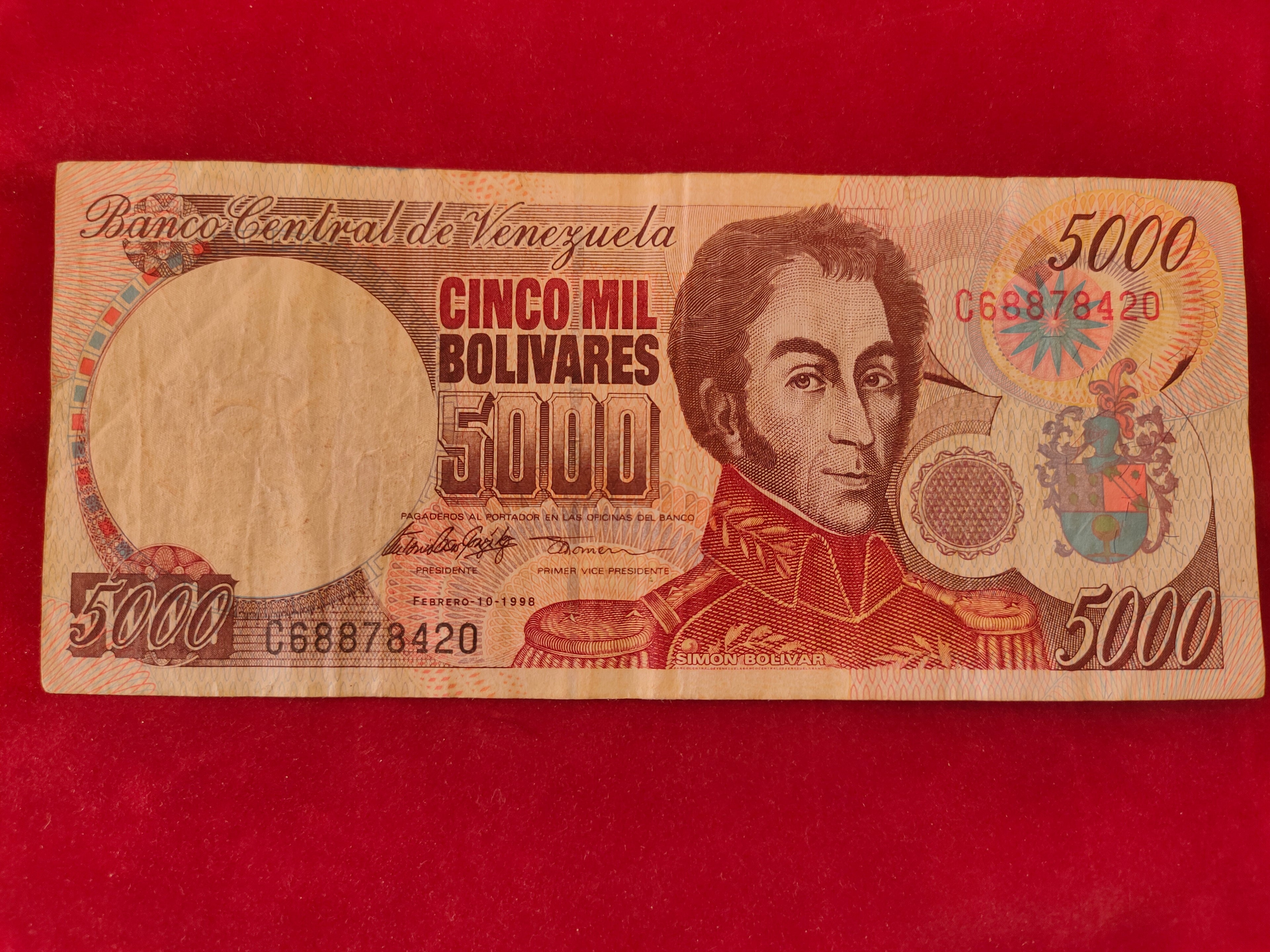 CENTRAL BANK OF VENEZUELA 5000 BOLIVARES (D986)
