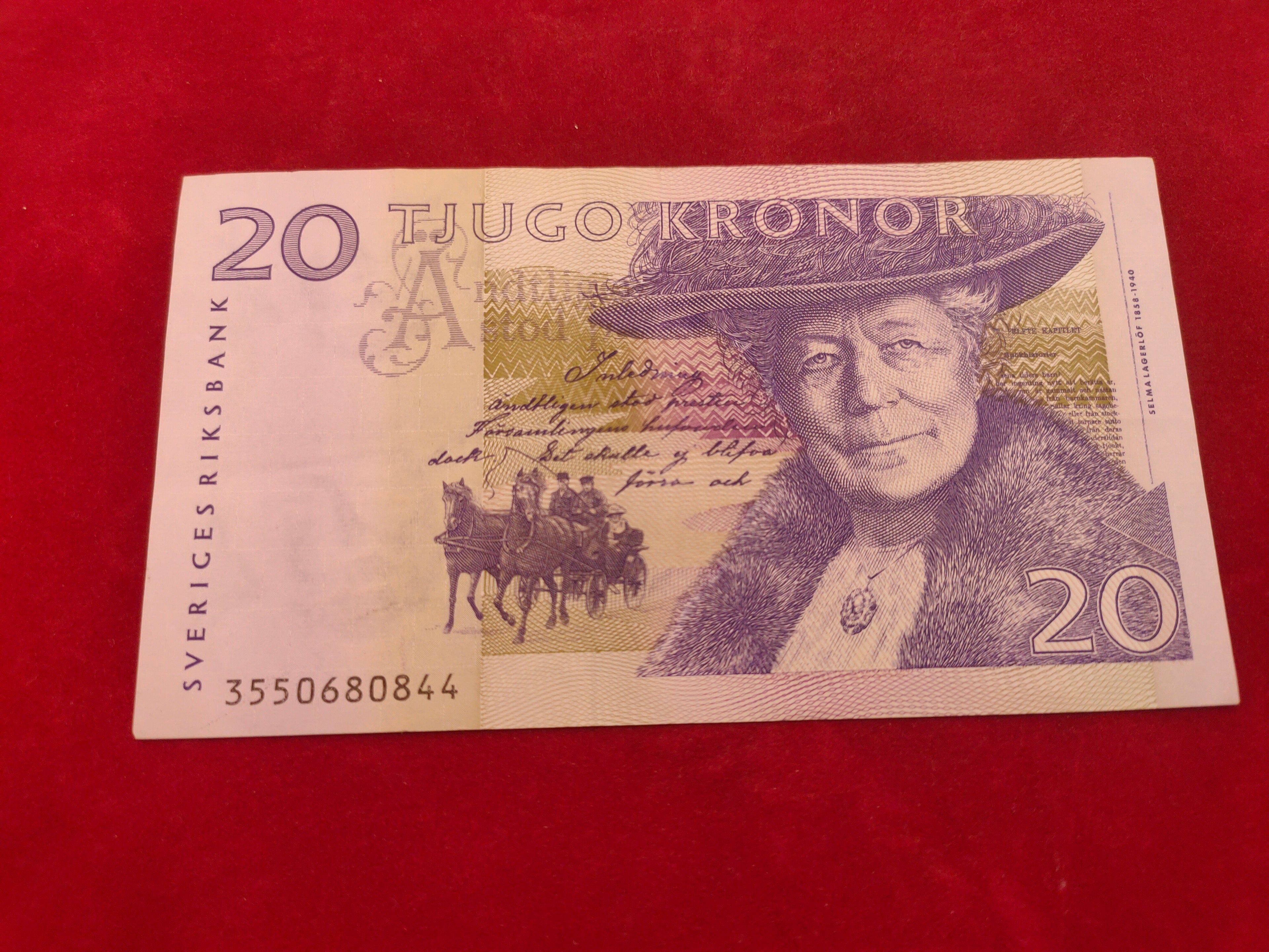 NATIONAL BANK OF SWEDEN 20 KRONOR (D828)