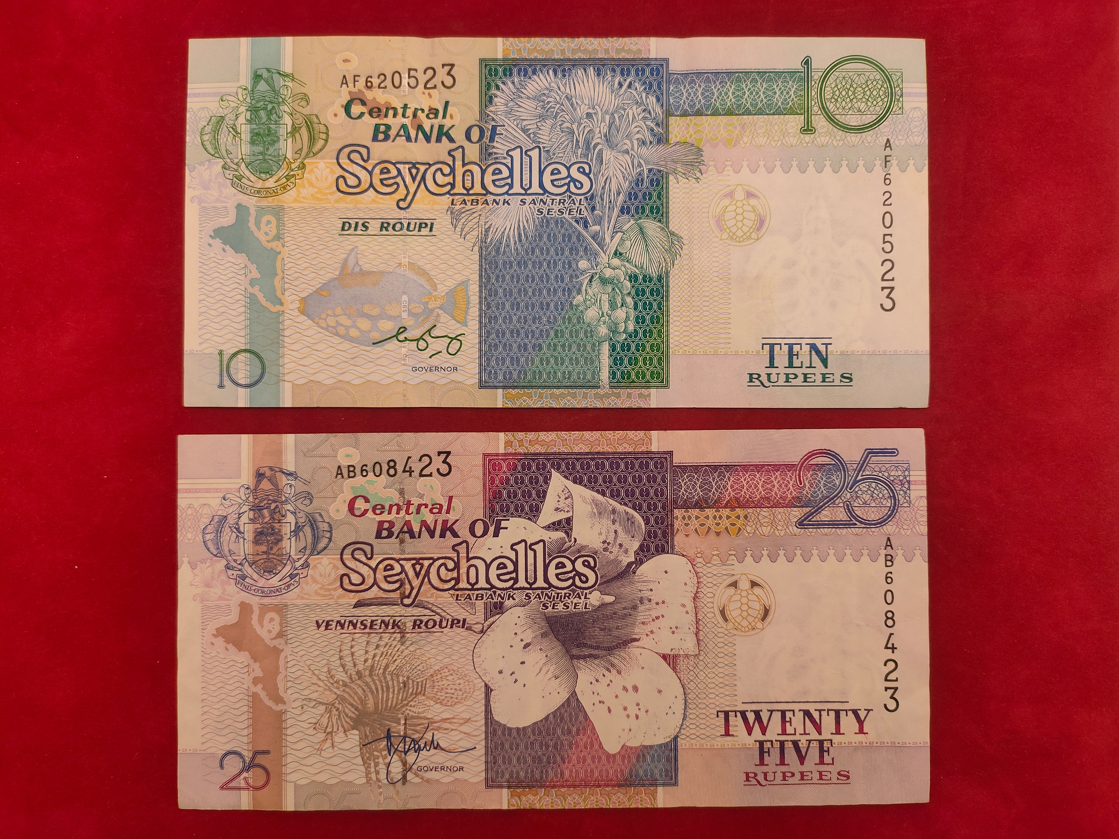 CENTRAL BANK OF SEYCHELLES 10, 25, 50, 100 RUPEES (289)