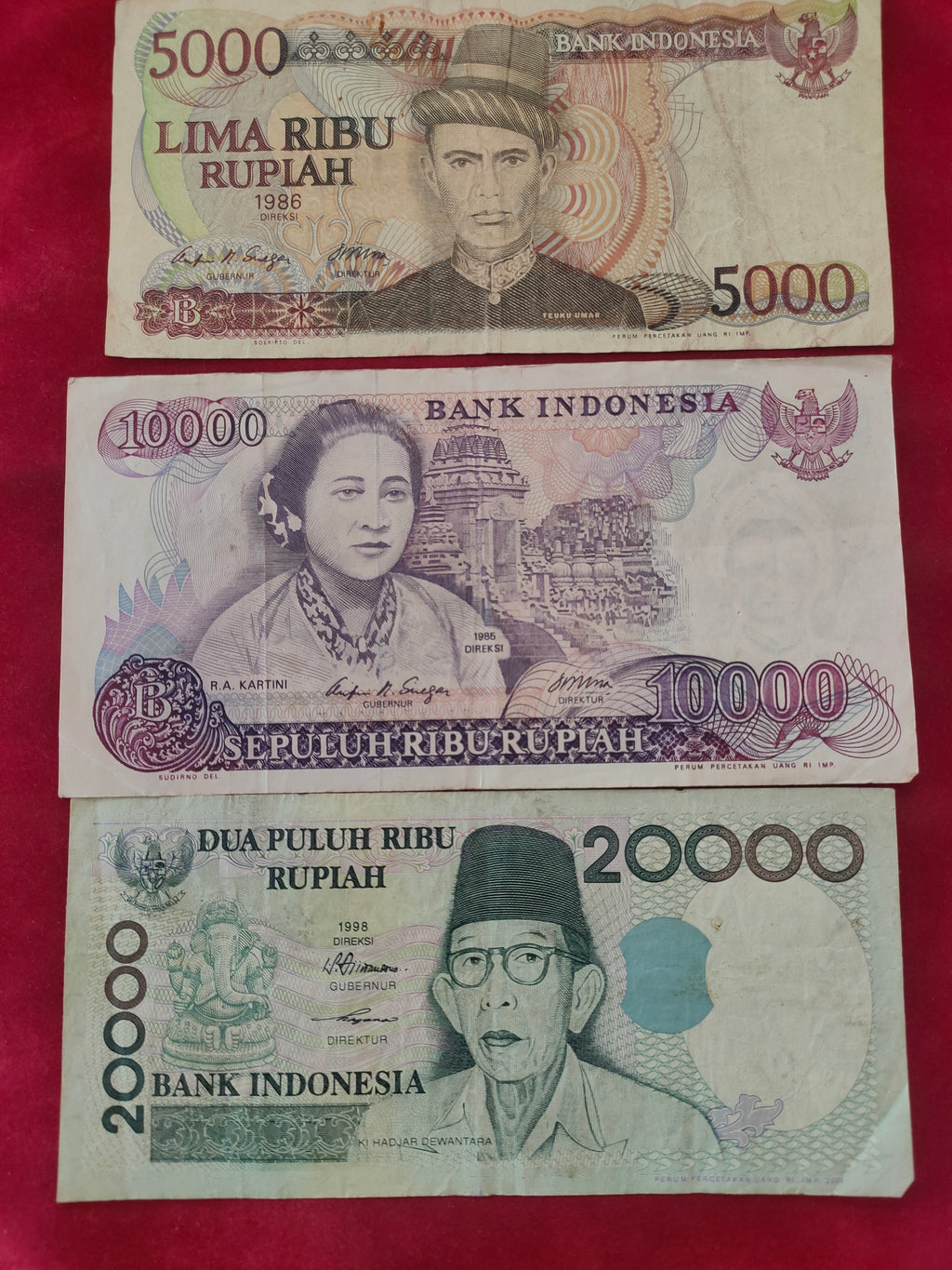 BANK OF INDONESIA 5000, 10000, 20000 RUPIAH (Y217)