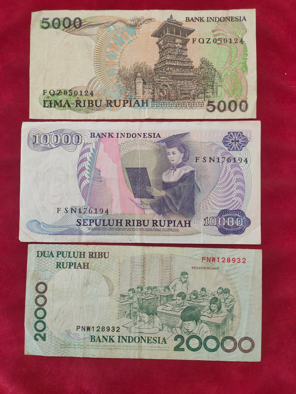 BANK OF INDONESIA 5000, 10000, 20000 RUPIAH (Y217)