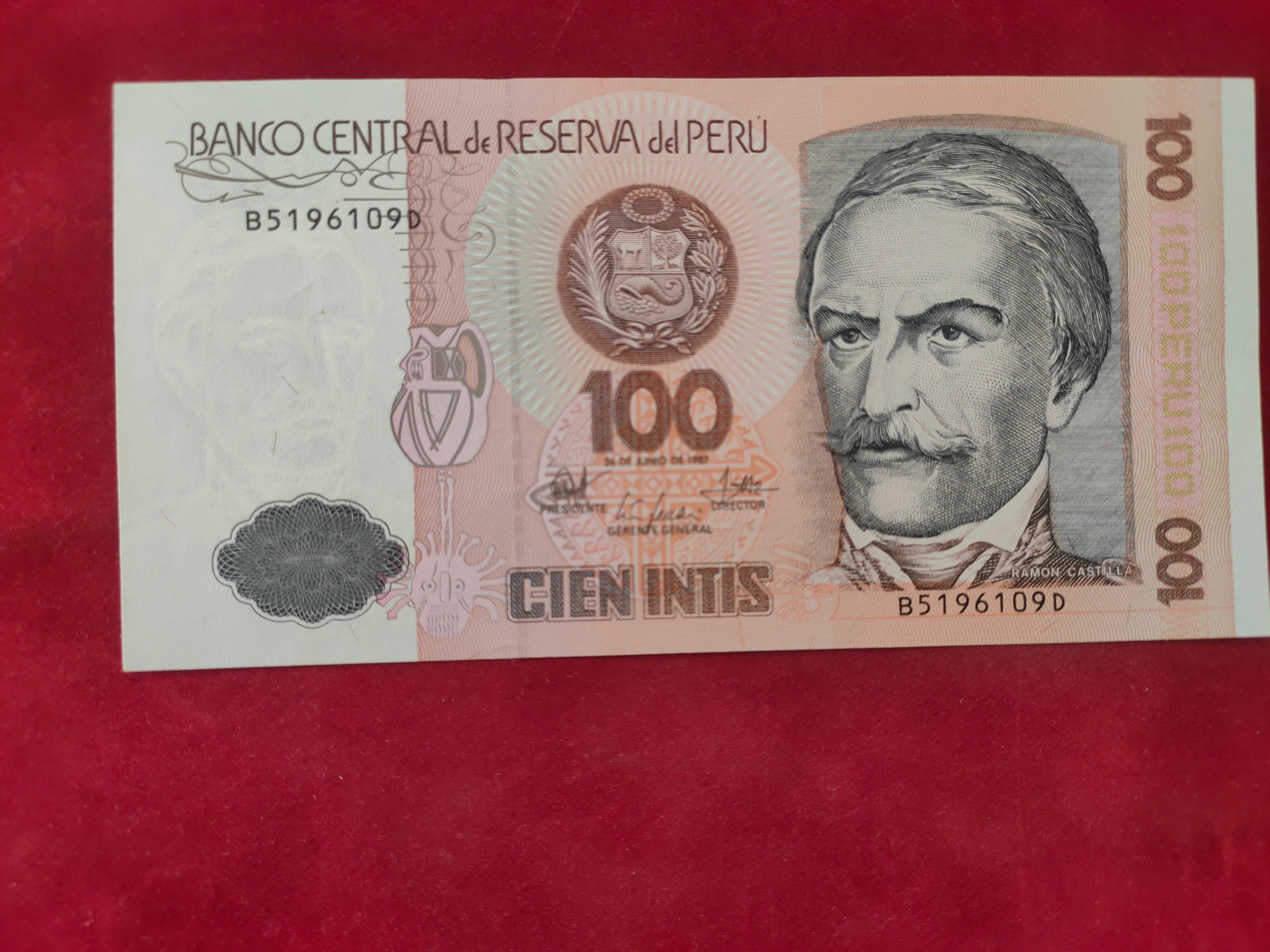 CENTRAL BANK OF PERU 100 CIEINTIS (V442)