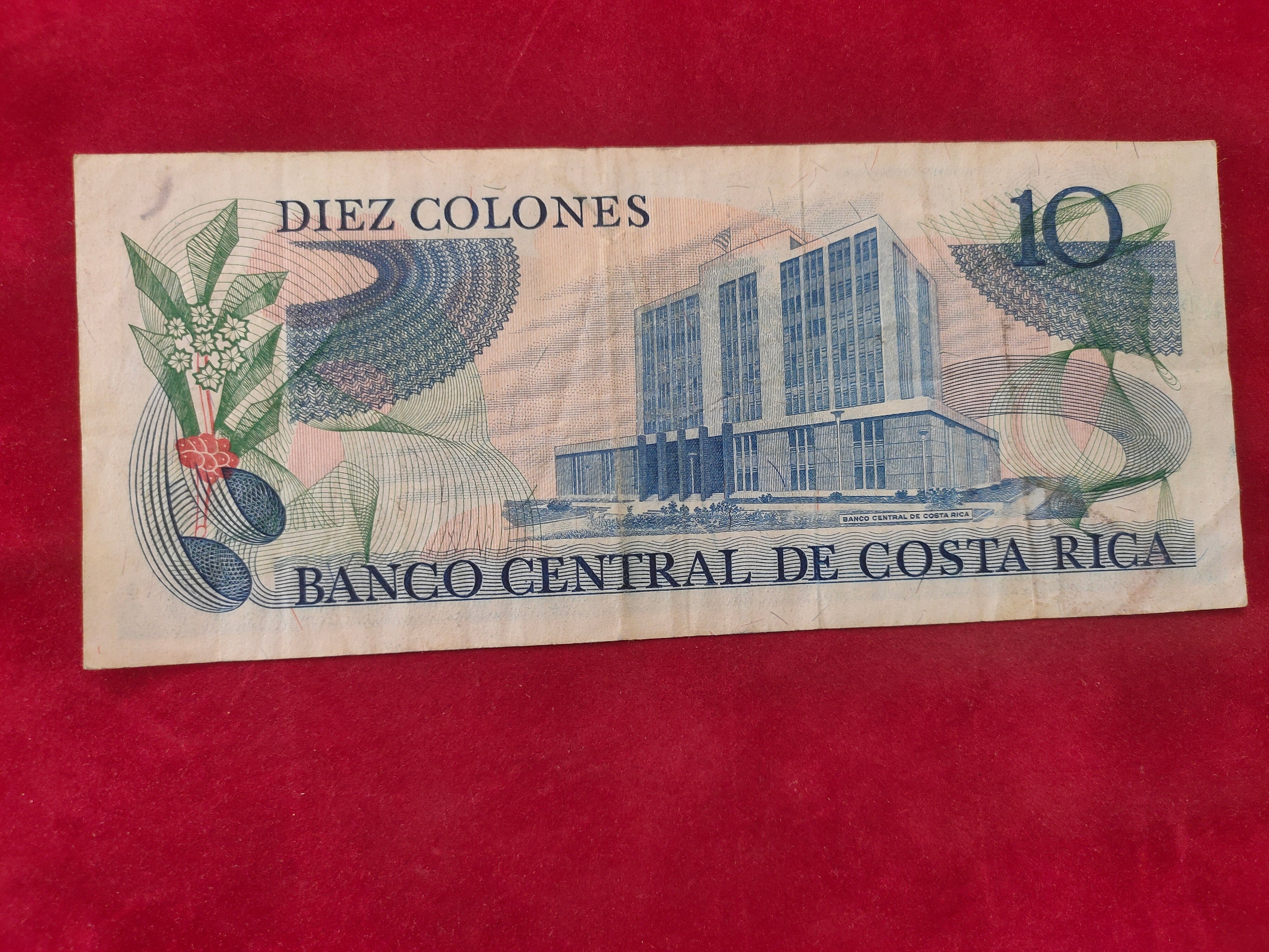 CENTRAL BANK OF COSTA RICA 10 COLONES (D820)