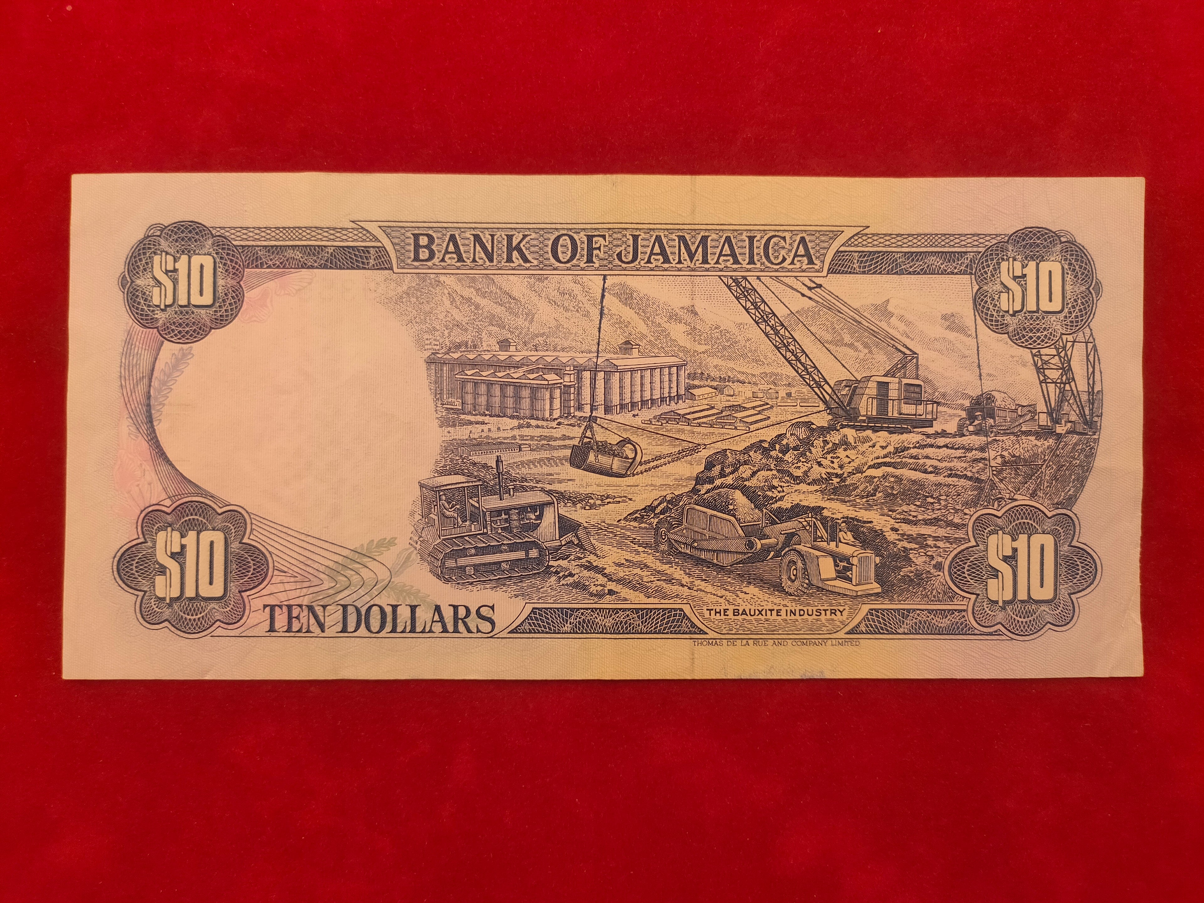 BANK OF JAMAICA 10 DOLLARS (C205)