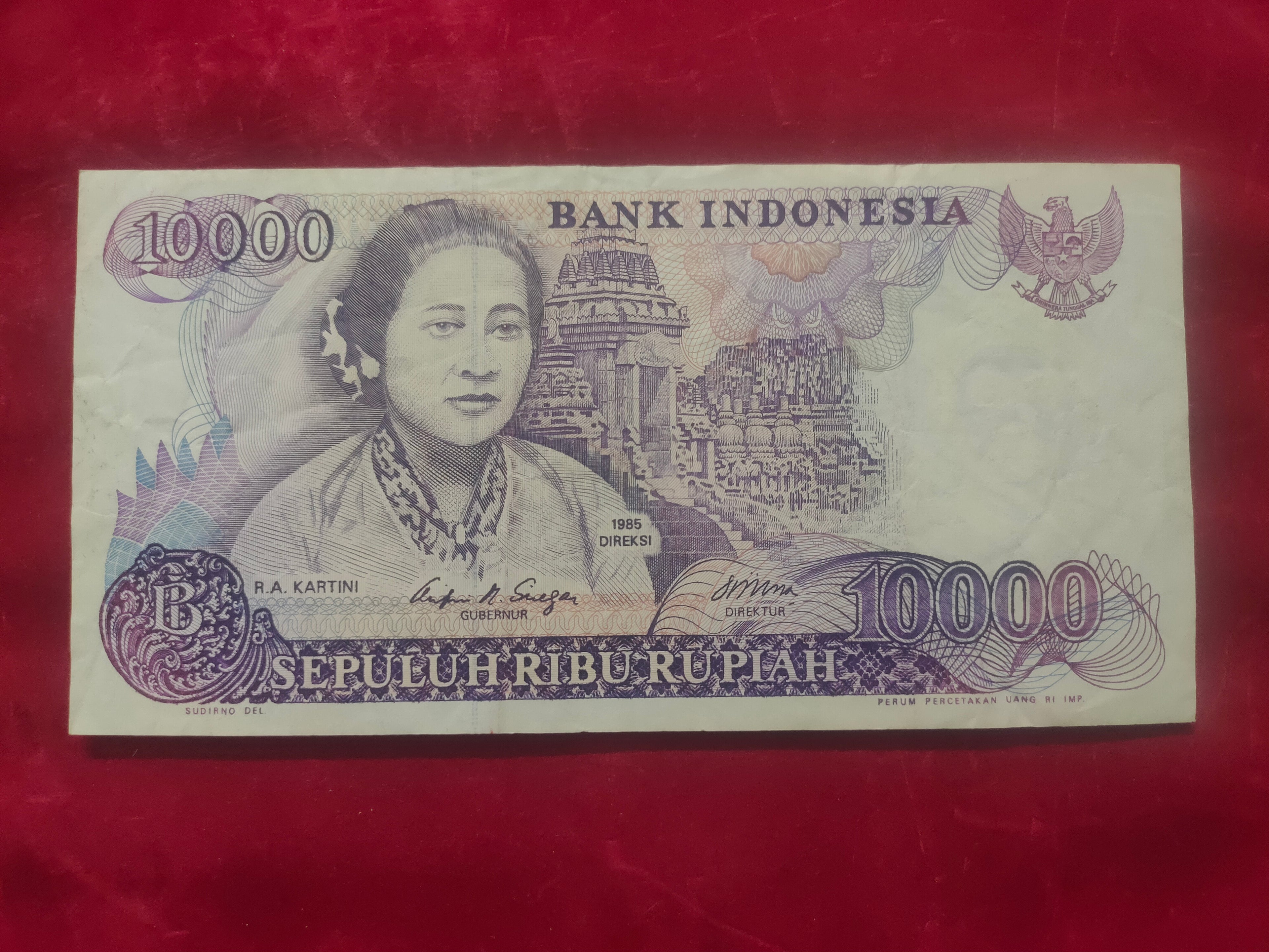 BANK OF INDONESIA 10000 RUPIAH (834)