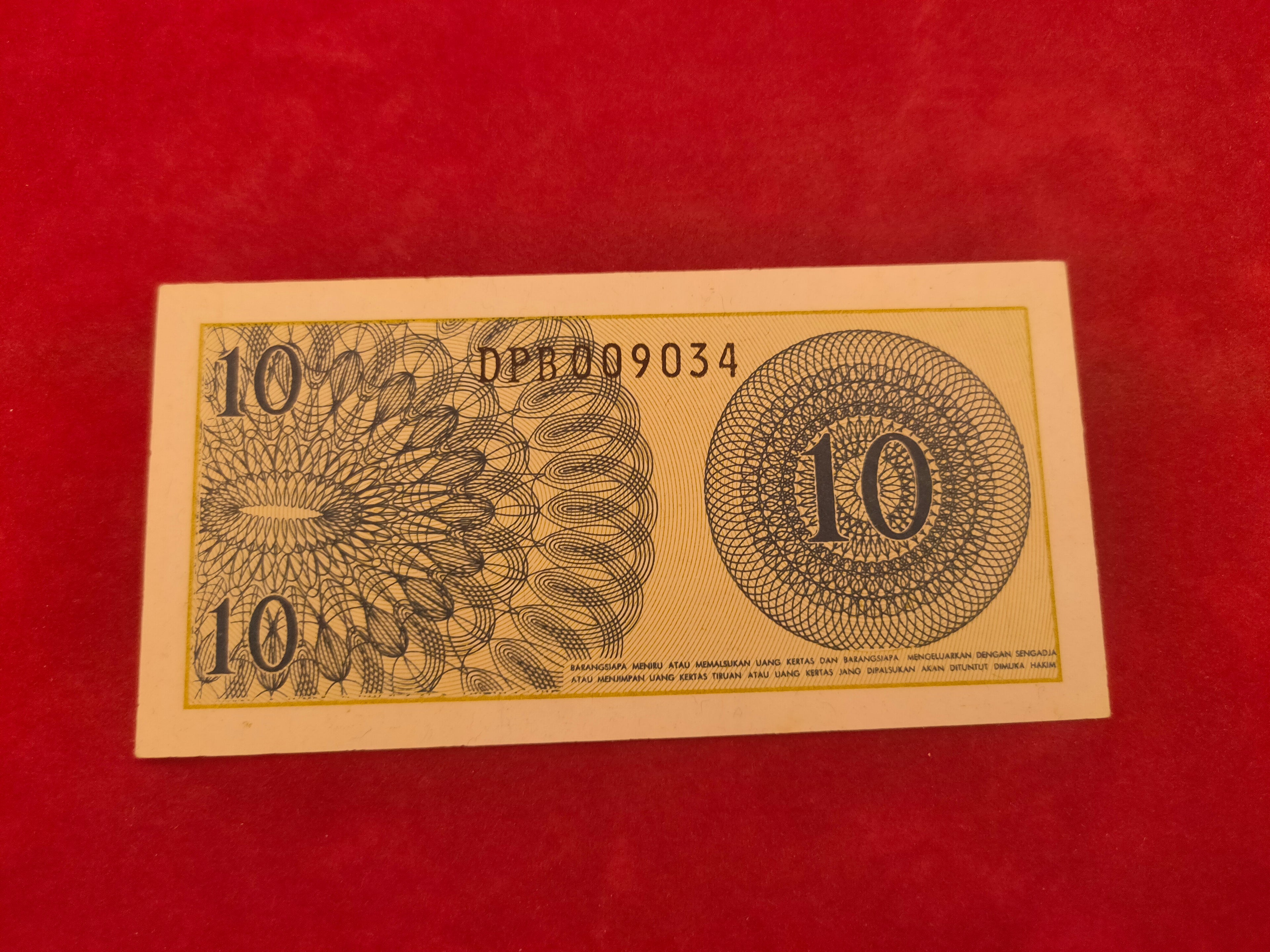 BANK OF INDONESIA 10 SEN (543)