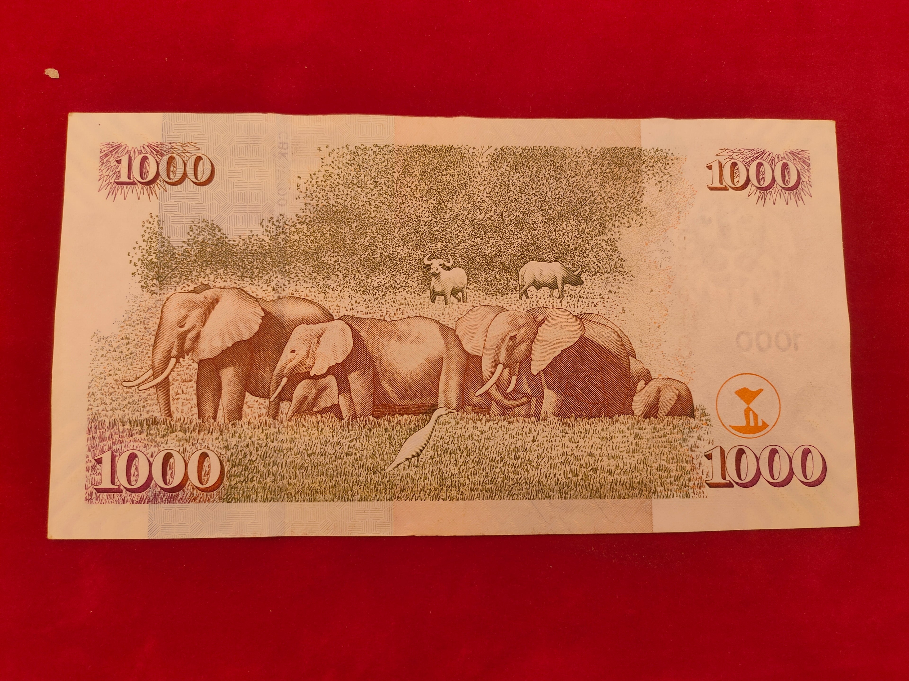 CENTRAL BANK OF KENYA 1000 SHILINGI (1039)