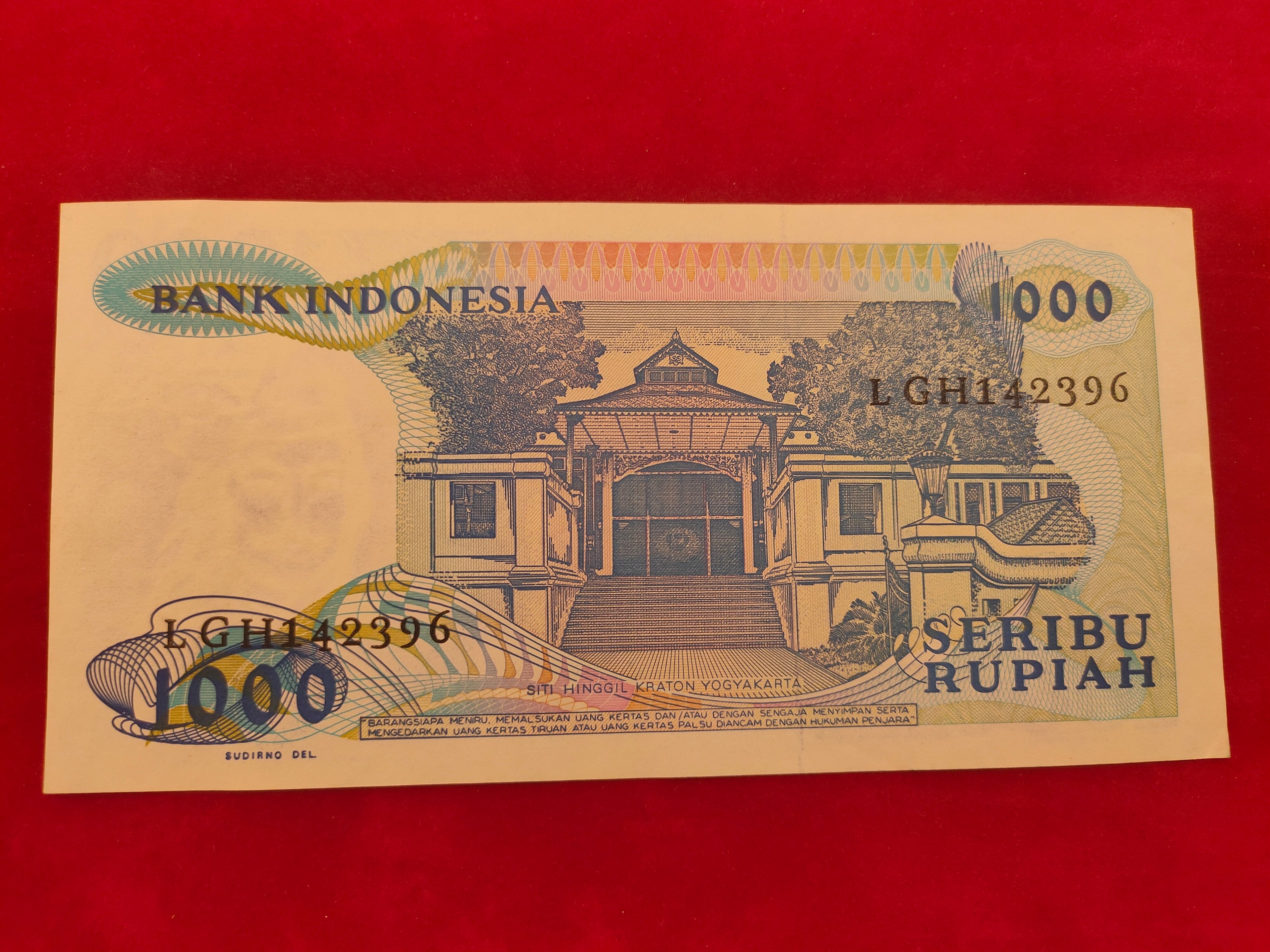 BANK OF INDONESIA 1000 RUPIAH (D565)