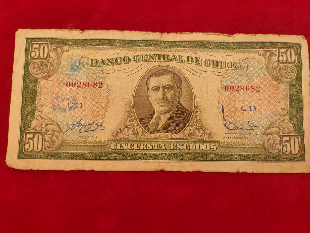 CENTRAL BANK OF CHILE 50 ESCUDOS (1111)
