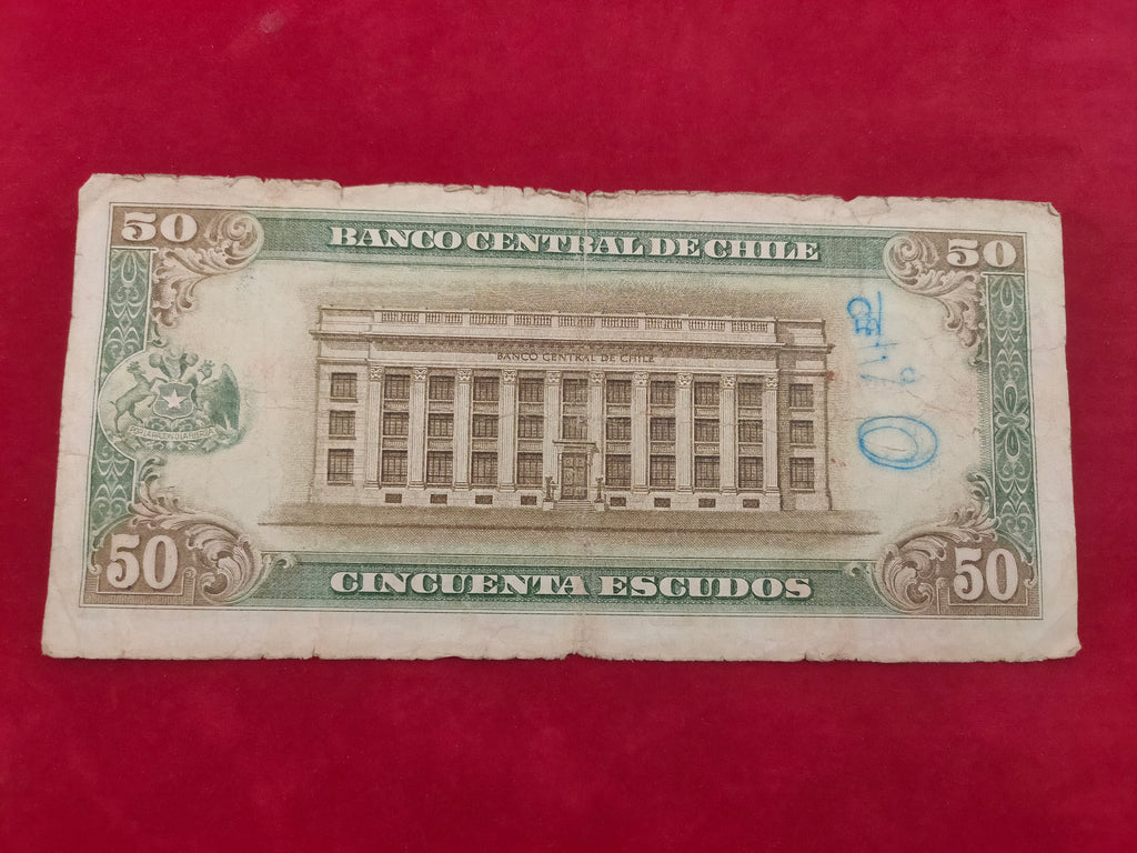 CENTRAL BANK OF CHILE 50 ESCUDOS (1111)
