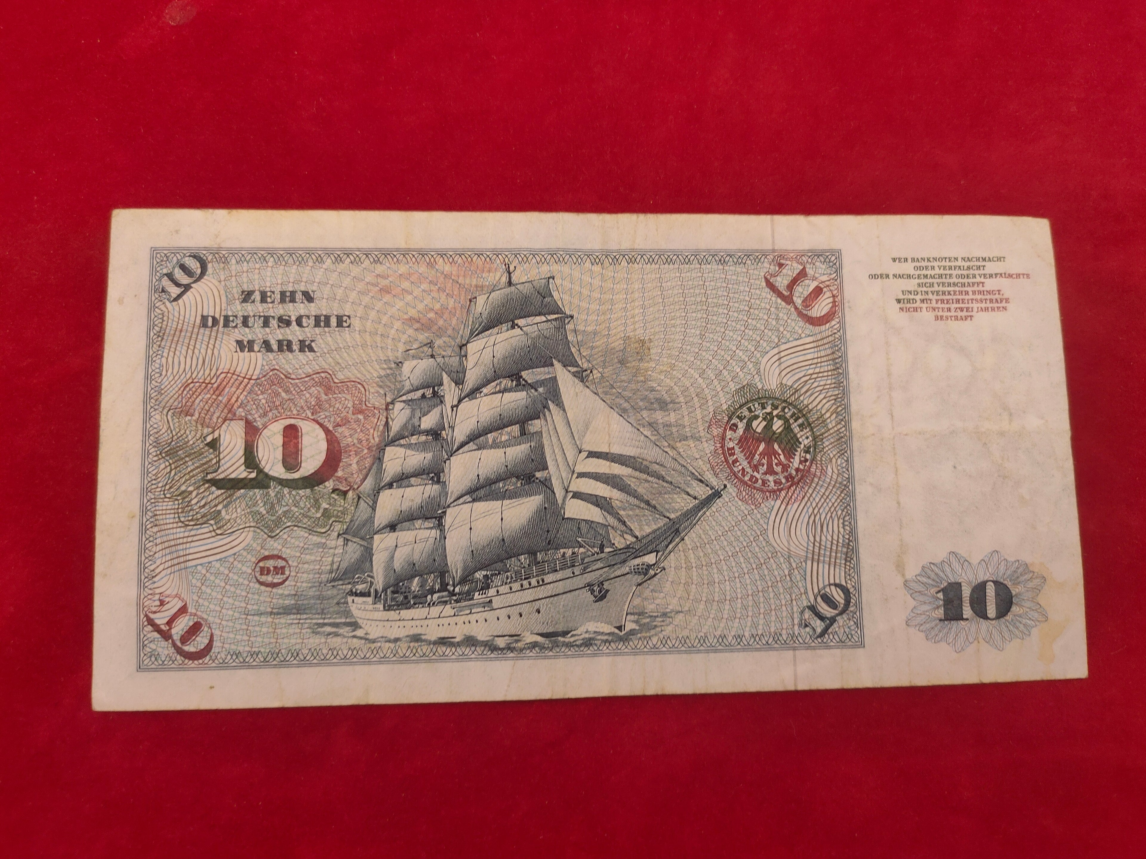 BANK OF GERMANY 10 MARK (828)