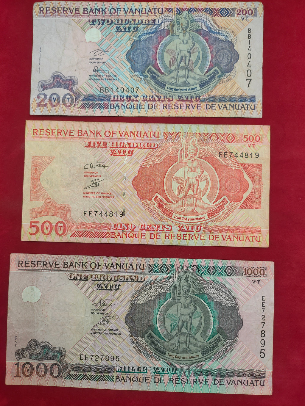 BANK OF VANUATU 200, 500, 1000 VATU (467)