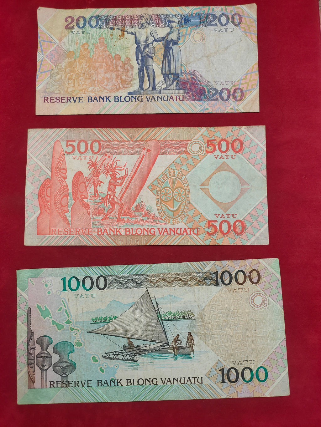 BANK OF VANUATU 200, 500, 1000 VATU (467)
