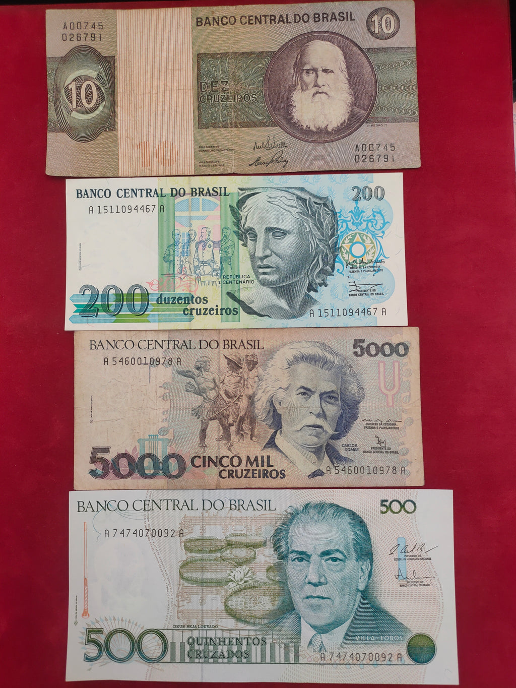 BANK OF BRASIL 10, 200, 5000, (D540)