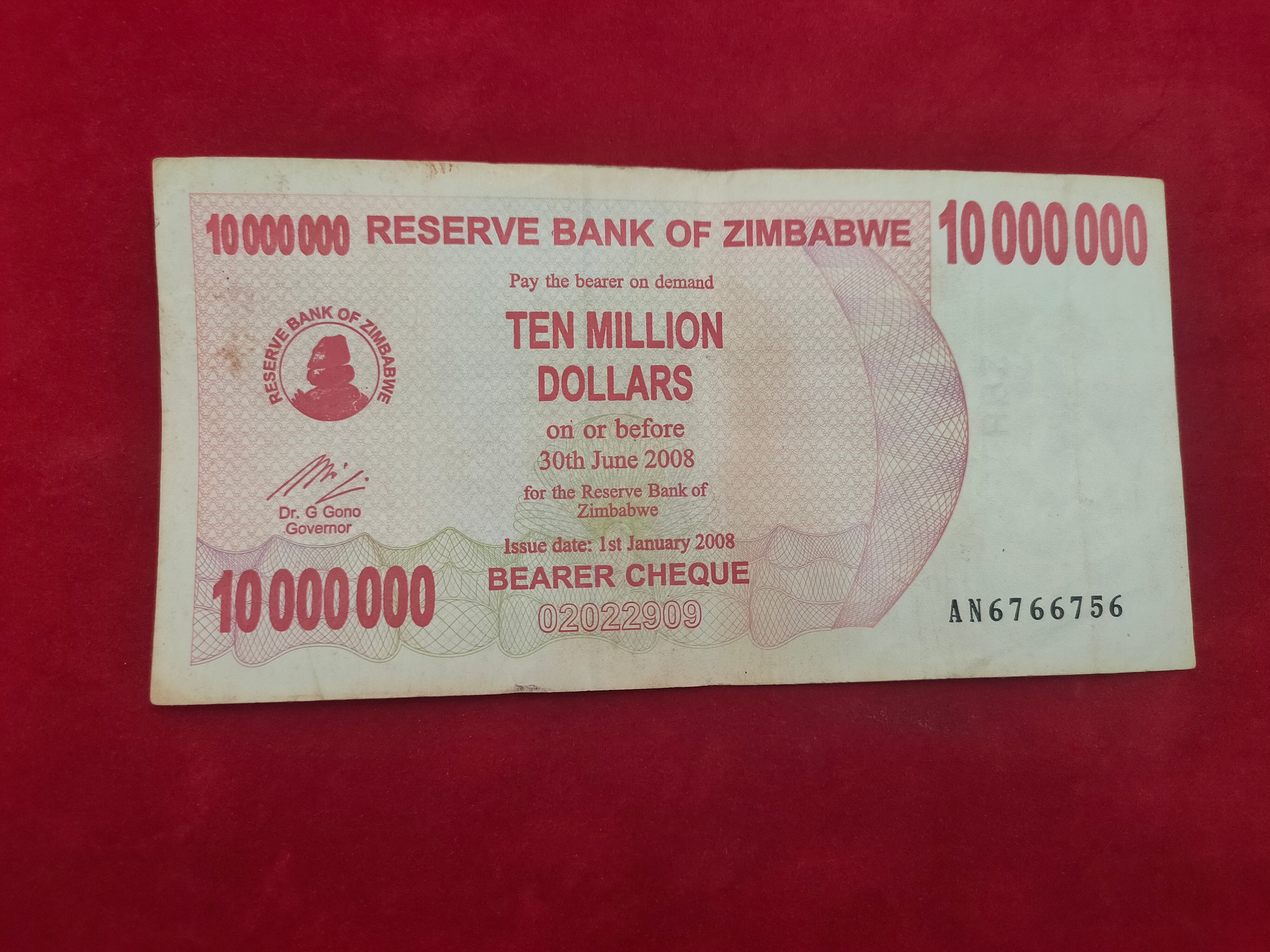 RESERVE BANK OF ZIMBABWE 10 000 000 (D708)