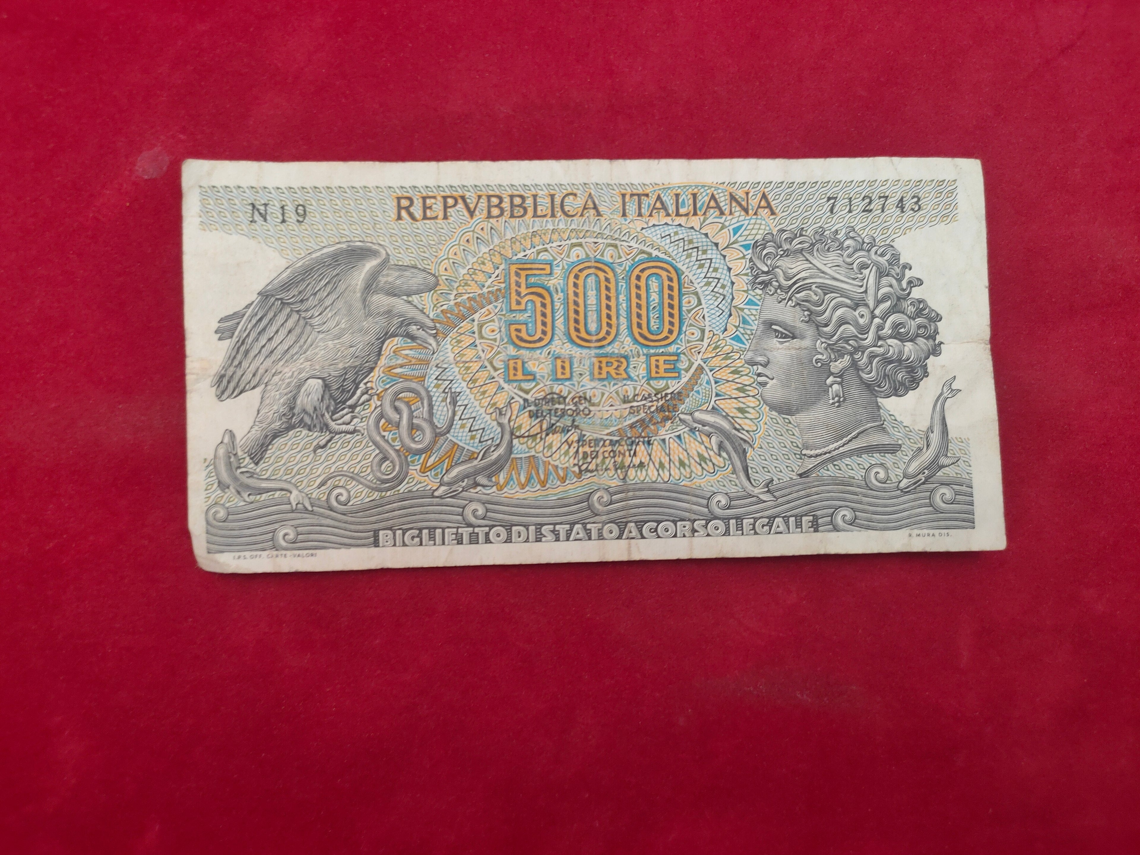 BANK OF ITALY 500 LIRE (D708)