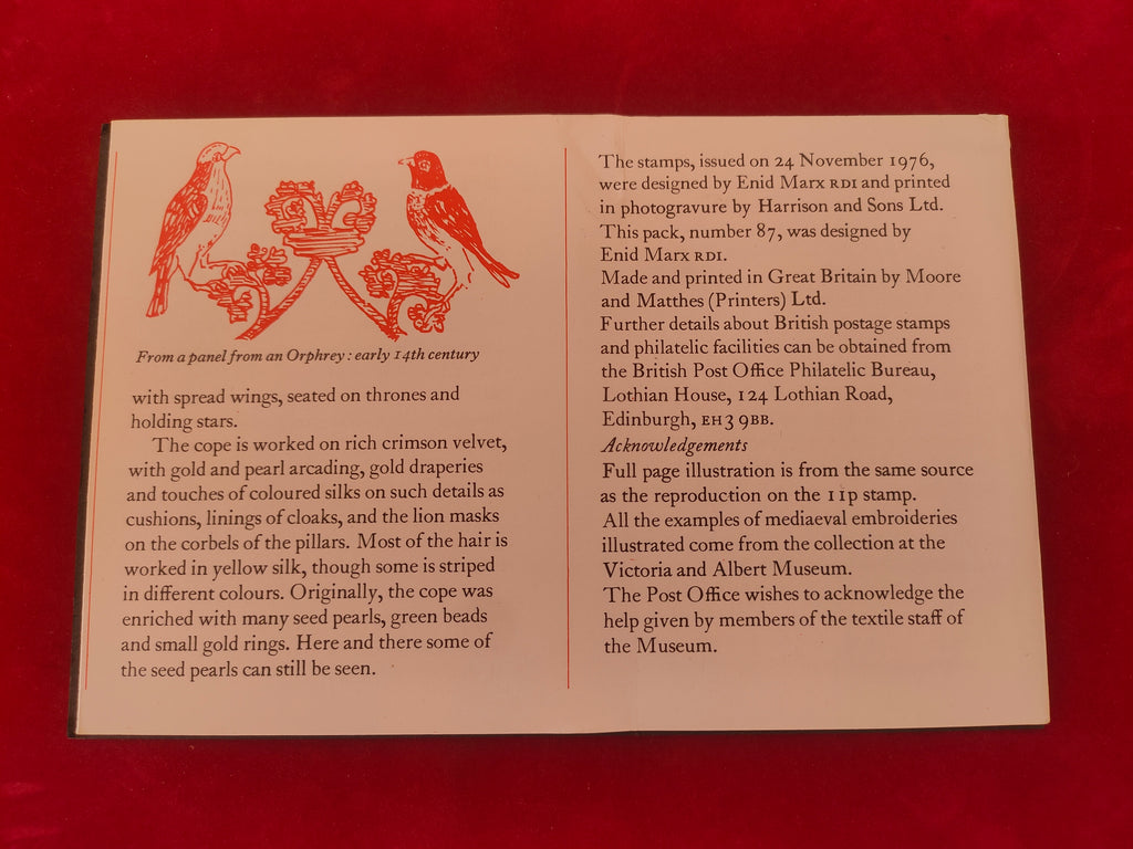 1976 PHQ 19 Christmas. Excellent condition. Unused.