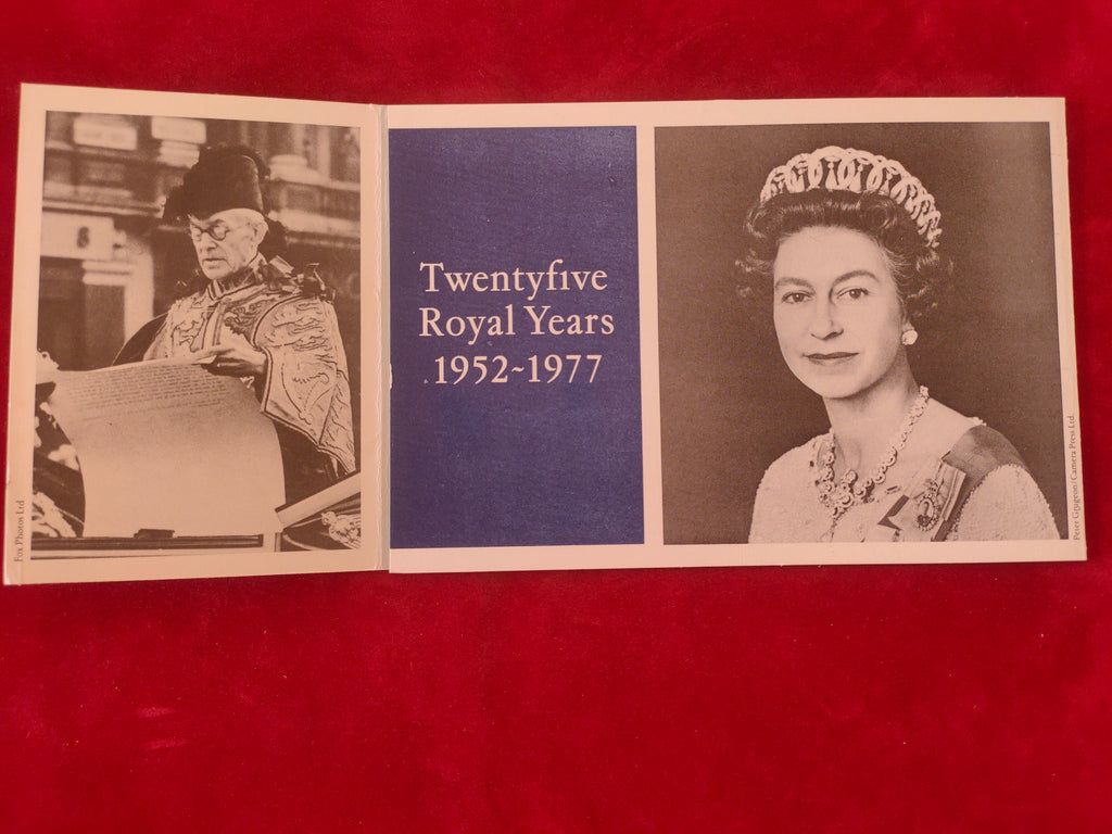 1977 Presentation Pack - The Silver Jubilee of the Queen's Accession | 4v Stamp