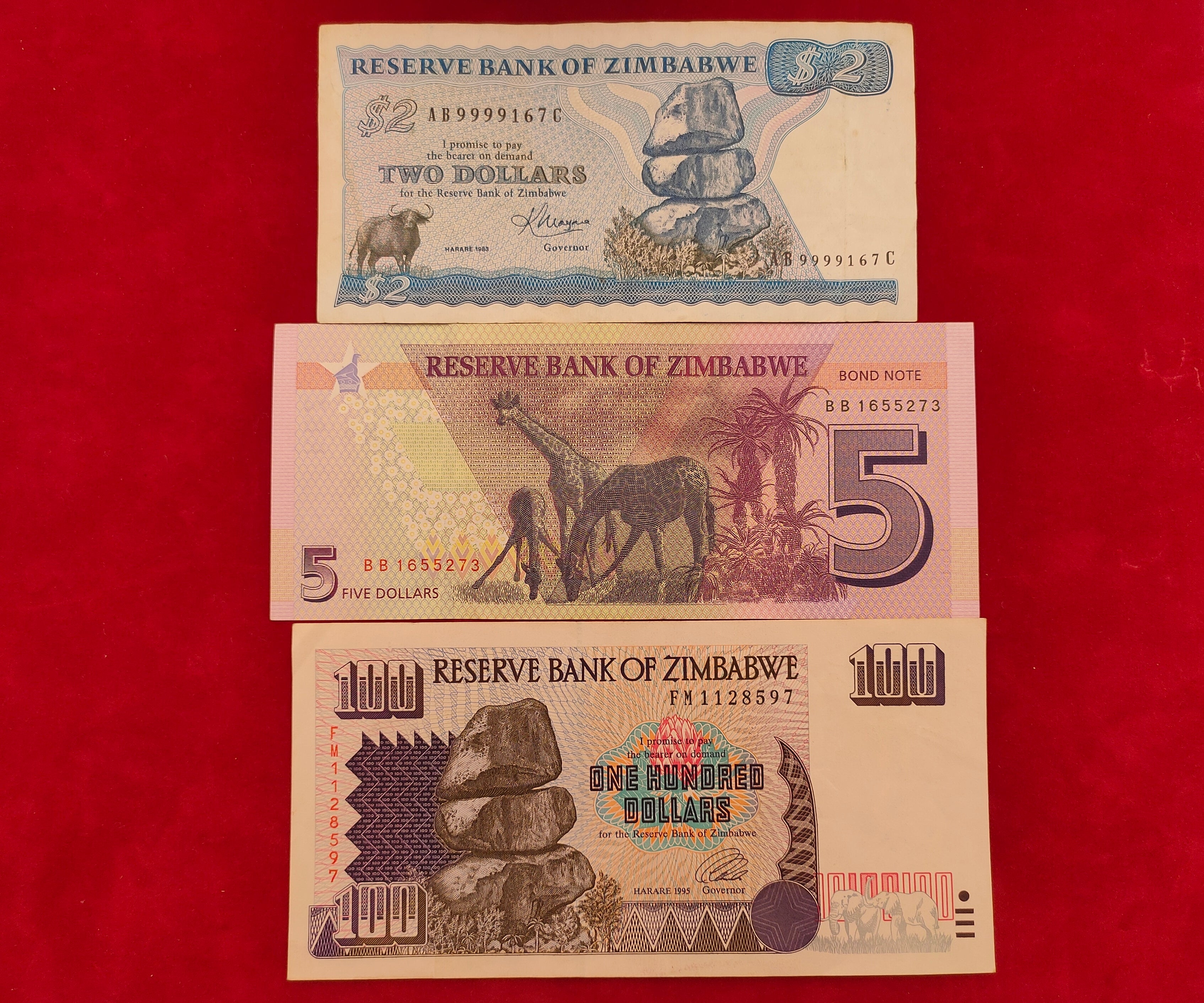 RESERVE BANK OF ZIMBABWE 2,100,5 DOLLARS (D364)