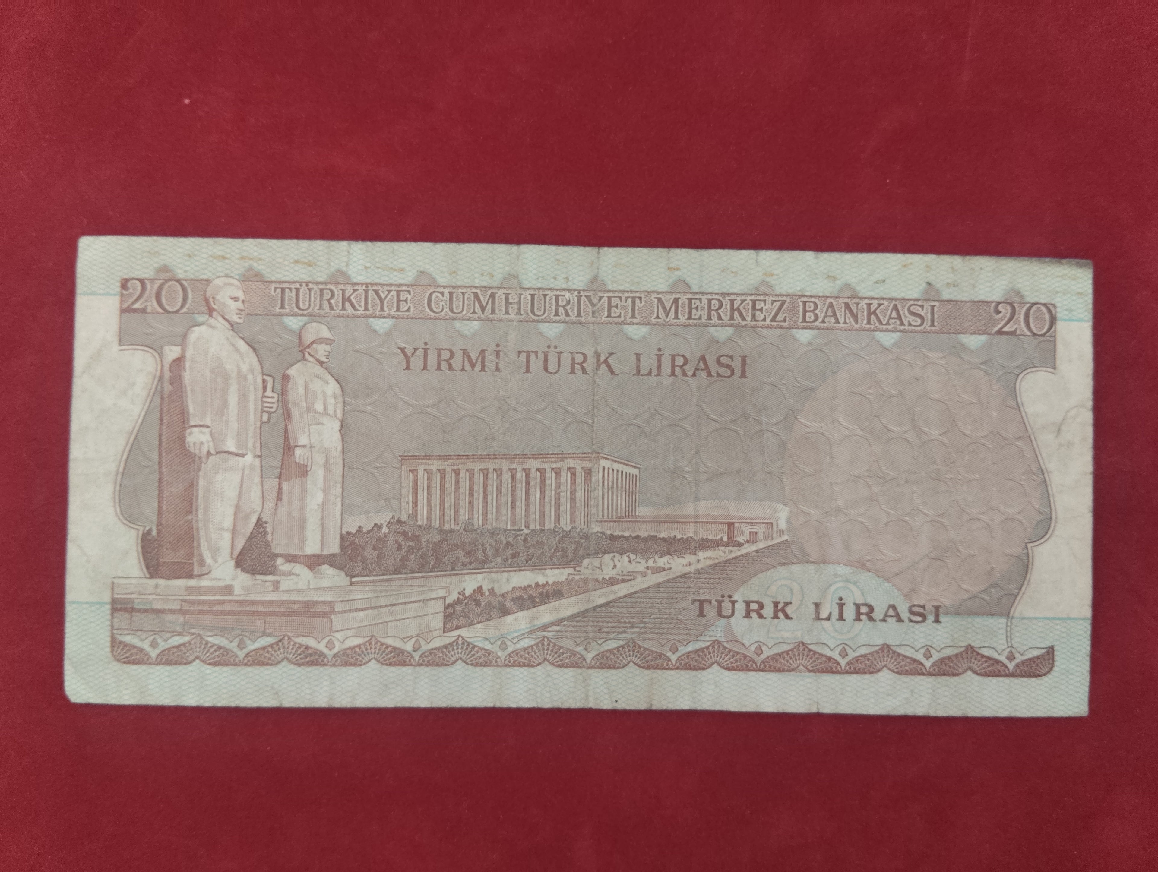 CENTRAL BANK OF TURKEY 20 LIRA (D609) JB