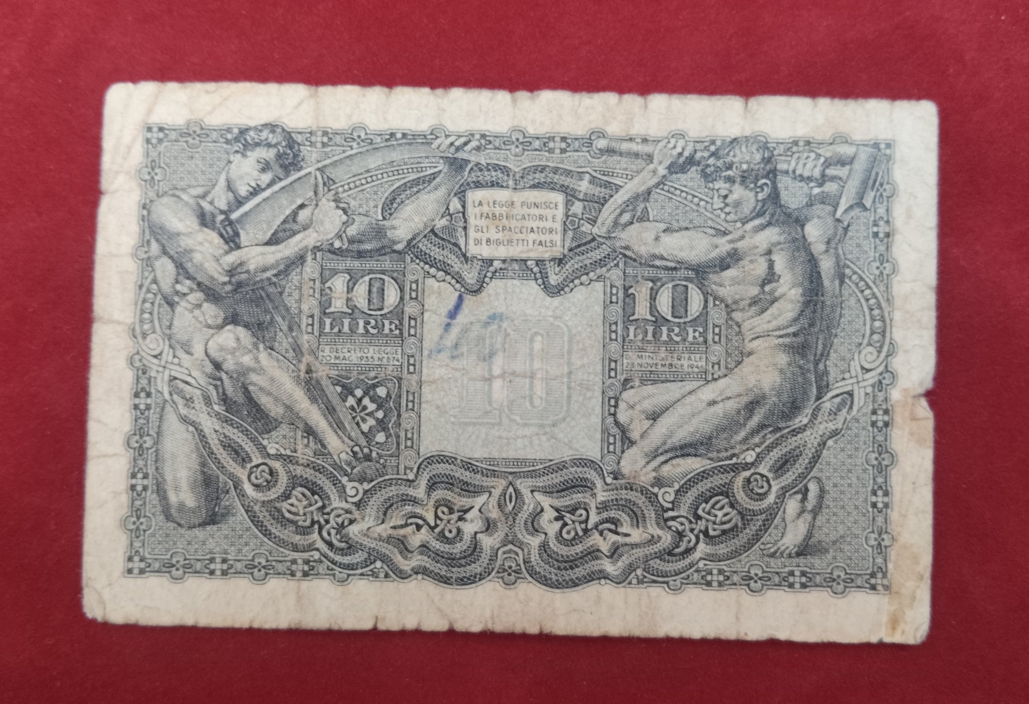 BANK OF ITALY 10 LIRE (D634)