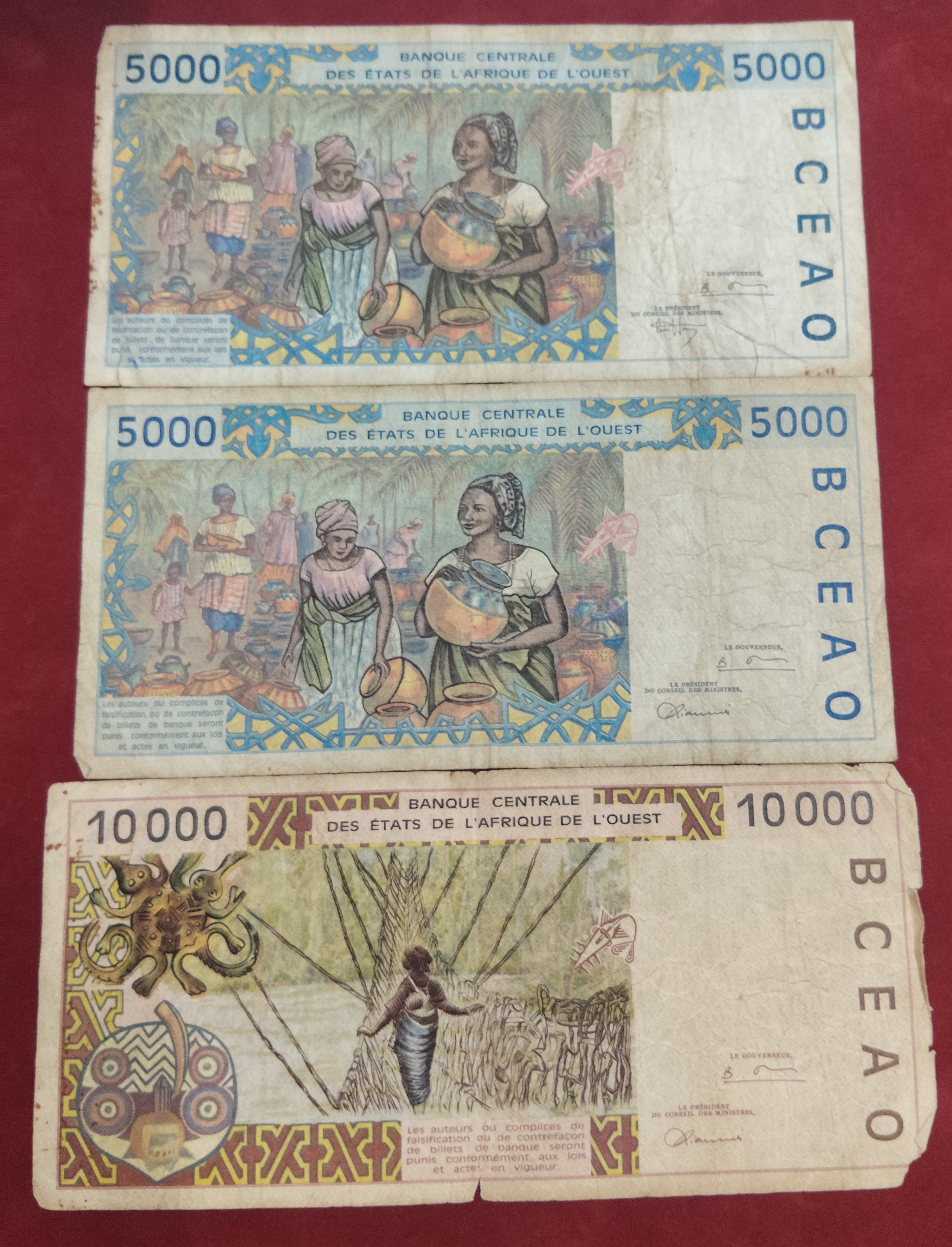 CENTRAL BANK OF WEST AFRICAN STATES 5000 ,10000 FRANCS (Y243)