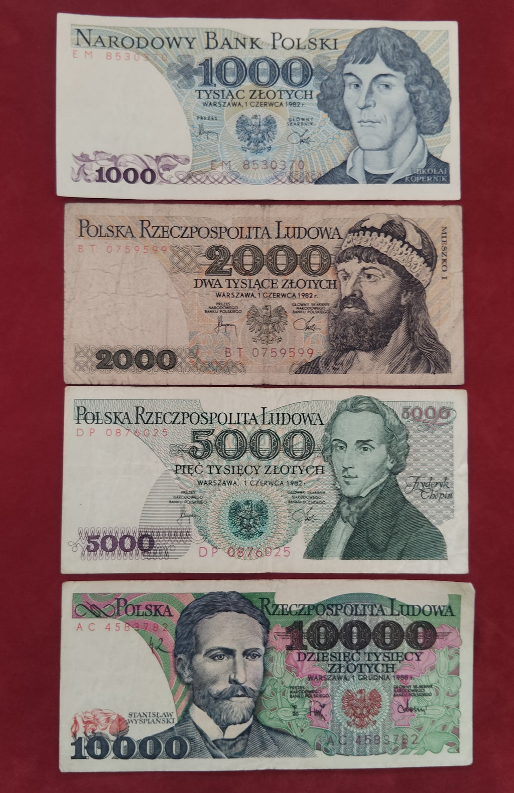 NATIONAL BANK OF POLAND 50 ,100 ,200 ,500 ,1000 ,2000 ,5000 ,10000 ZLOTYCH (D404)