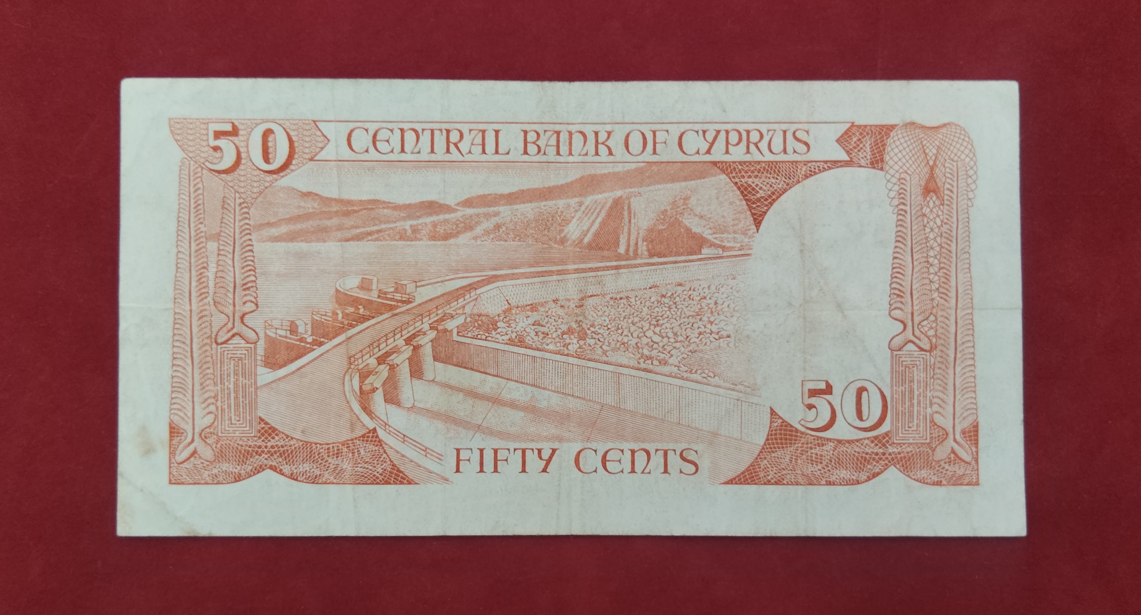 CENTRAL BANK OF CYPRUS 50 CENTS (C072)